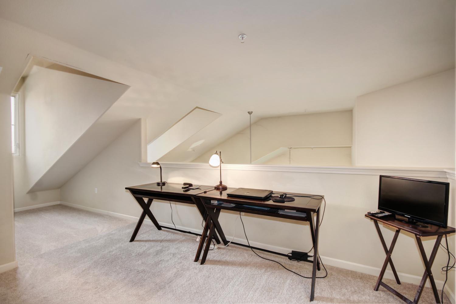 Sold, 2 Bedrooms, 2 Bathrooms, Condominium, No Sacto/Natomas/Del Paso Heights, 5350 Dunlay Dr #1114, Sacramento, CA 95835-1561, Beth Christensen, Dunnigan Realtors, Top Agent