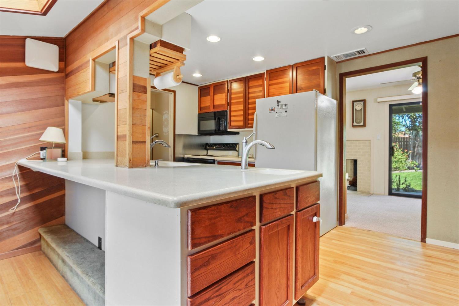 Sold, 3 Bedrooms, 2 Bathrooms, Single Family Home, Sacto Arden/Arcade Creek/Vicinity, 2901 Holt Way, Sacramento, CA 95864, Beth Christensen, Dunnigan Realtors, Top Agent