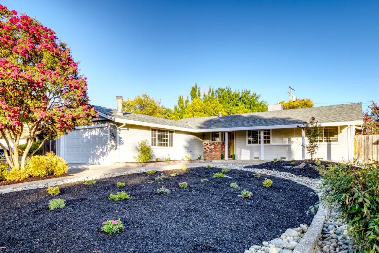 Sold, 4 Bedrooms, 2 Bathrooms, Single Family Home, Sacto Foothill Farms, 5230 Elbert Way, Sacramento, CA 95842-2833, Beth Christensen, Dunnigan Realtors, Top Agent Sold, 4 Bedrooms, 2 Bathrooms, Single Family Home, Sacto Foothill Farms, 5230 Elbert Way, Sacramento, CA 95842-2833, Beth Christensen, Dunnigan Realtors, Top Agent