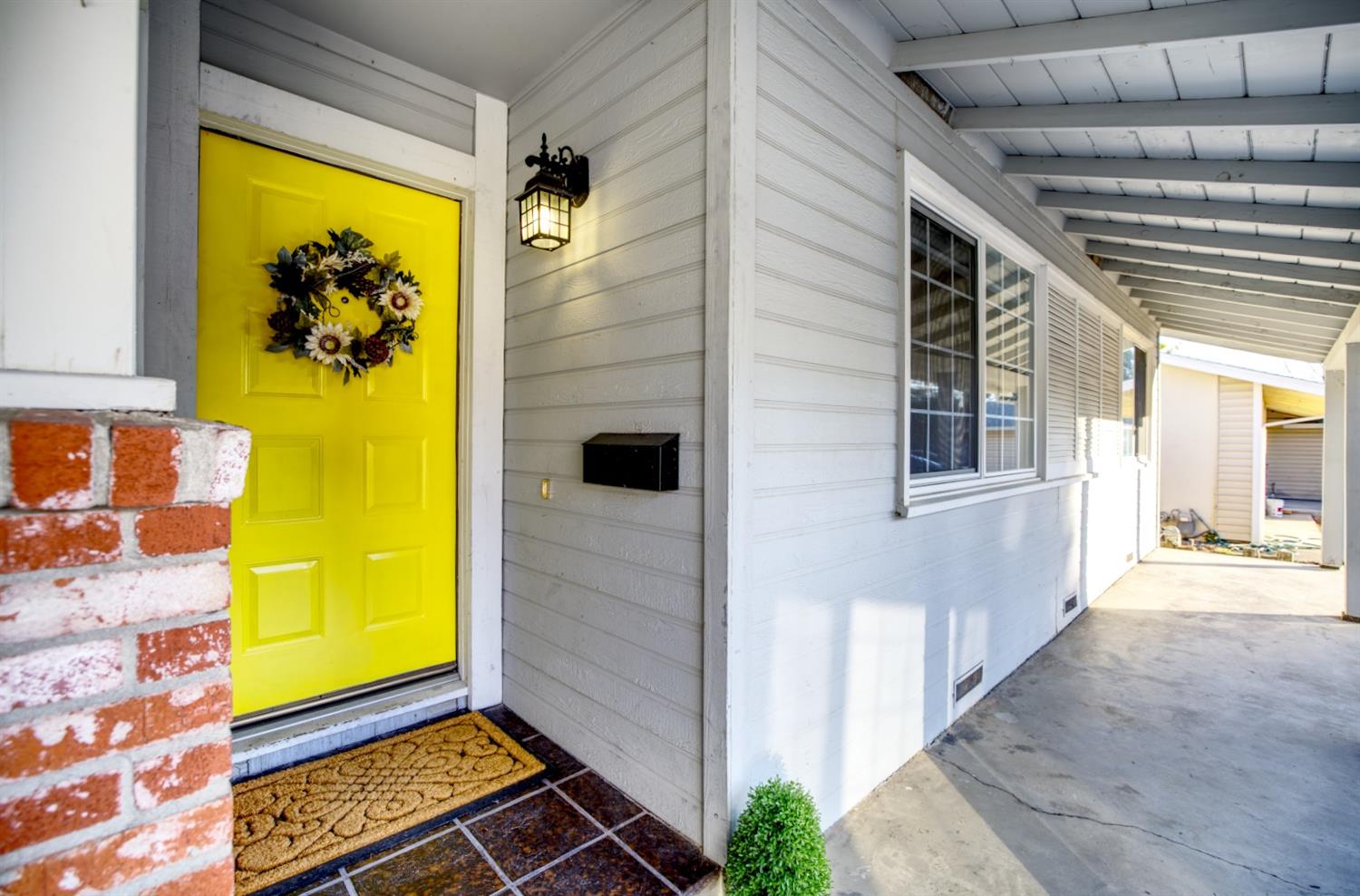 Sold, 4 Bedrooms, 2 Bathrooms, Single Family Home, Sacto Foothill Farms, 5230 Elbert Way, Sacramento, CA 95842-2833, Beth Christensen, Dunnigan Realtors, Top Agent Sold, 4 Bedrooms, 2 Bathrooms, Single Family Home, Sacto Foothill Farms, 5230 Elbert Way, Sacramento, CA 95842-2833, Beth Christensen, Dunnigan Realtors, Top Agent