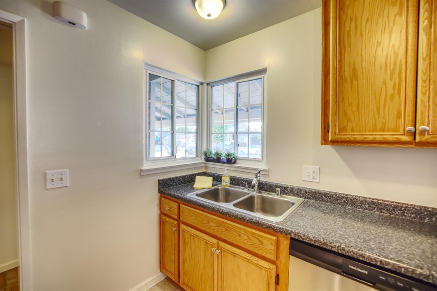 Sold, 4 Bedrooms, 2 Bathrooms, Single Family Home, Sacto Foothill Farms, 5230 Elbert Way, Sacramento, CA 95842-2833, Beth Christensen, Dunnigan Realtors, Top Agent Sold, 4 Bedrooms, 2 Bathrooms, Single Family Home, Sacto Foothill Farms, 5230 Elbert Way, Sacramento, CA 95842-2833, Beth Christensen, Dunnigan Realtors, Top Agent