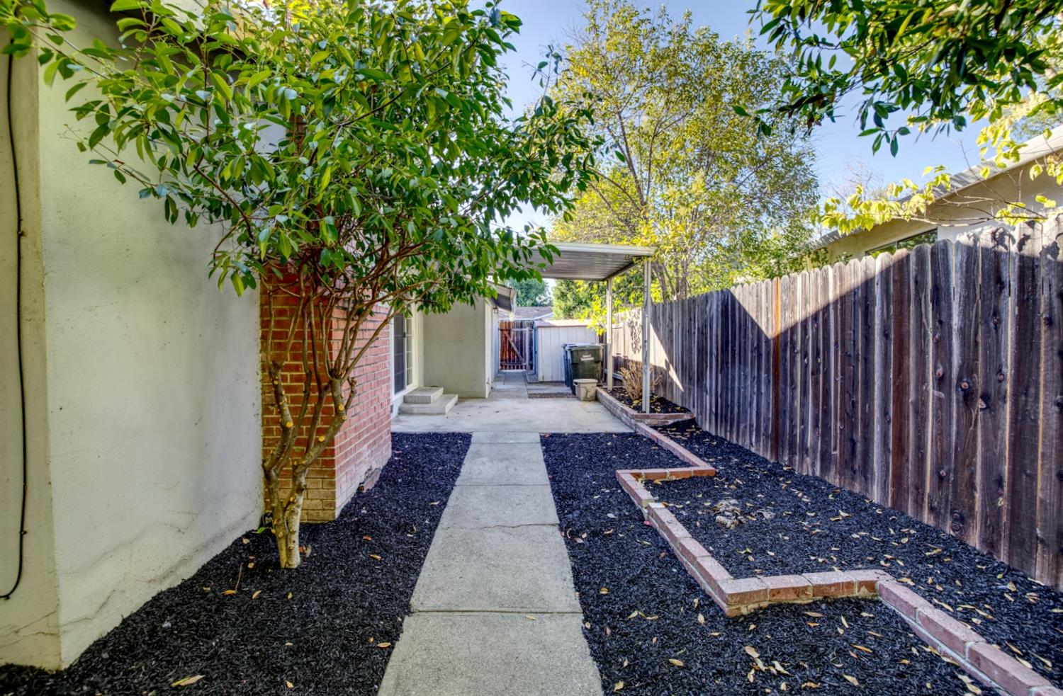 Sold, 4 Bedrooms, 2 Bathrooms, Single Family Home, Sacto Foothill Farms, 5230 Elbert Way, Sacramento, CA 95842-2833, Beth Christensen, Dunnigan Realtors, Top Agent Sold, 4 Bedrooms, 2 Bathrooms, Single Family Home, Sacto Foothill Farms, 5230 Elbert Way, Sacramento, CA 95842-2833, Beth Christensen, Dunnigan Realtors, Top Agent