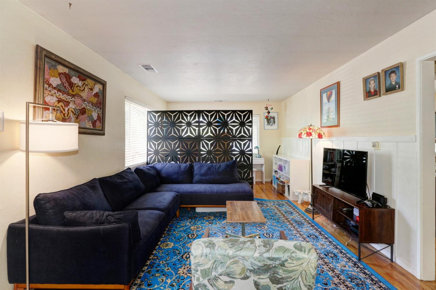 Sold, 2 Bedrooms, 1 Bathrooms, Single Family Home, Sacramento Elder Creek/Fruitridge, 5560 Broadway, Sacramento, CA 95820-1709, Beth Christensen, Dunnigan Realtors, Top Agent