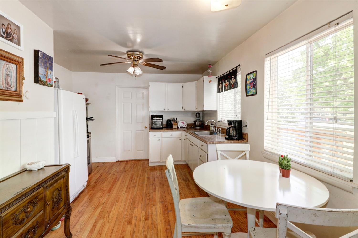 Sold, 2 Bedrooms, 1 Bathrooms, Single Family Home, Sacramento Elder Creek/Fruitridge, 5560 Broadway, Sacramento, CA 95820-1709, Beth Christensen, Dunnigan Realtors, Top Agent