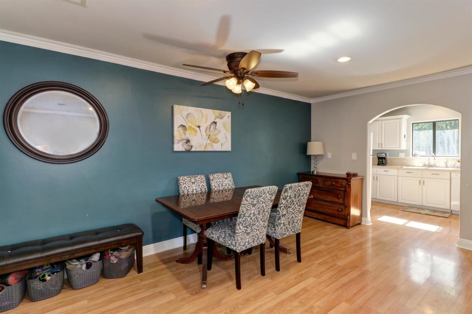 Sold, 3 Bedrooms, 2 Bathrooms, Single Family Home, Carmichael, 2521 Gunn Rd, Carmichael, CA 95608-4742, Beth Christensen, Dunnigan Realtors, Top Agent