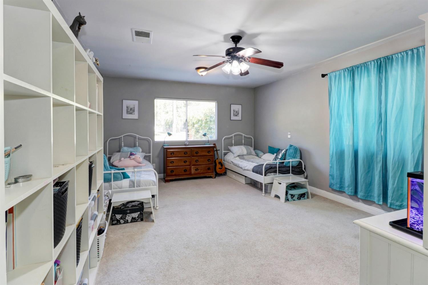 Sold, 3 Bedrooms, 2 Bathrooms, Single Family Home, Carmichael, 2521 Gunn Rd, Carmichael, CA 95608-4742, Beth Christensen, Dunnigan Realtors, Top Agent