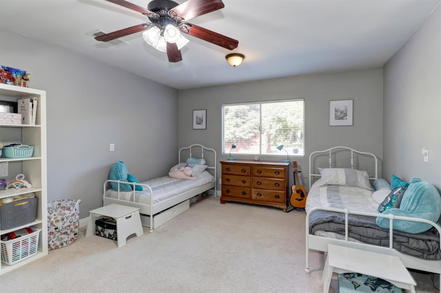 Sold, 3 Bedrooms, 2 Bathrooms, Single Family Home, Carmichael, 2521 Gunn Rd, Carmichael, CA 95608-4742, Beth Christensen, Dunnigan Realtors, Top Agent