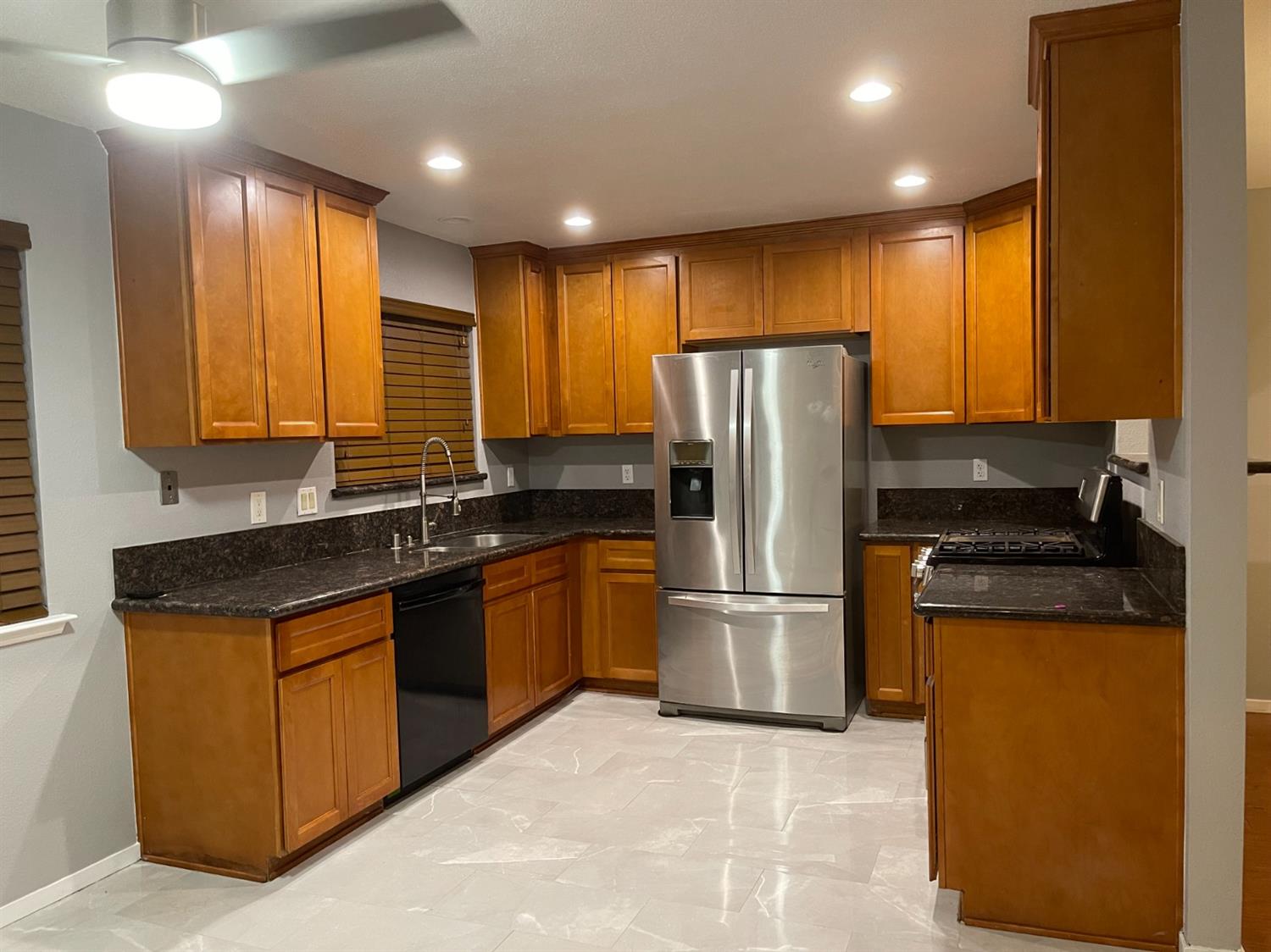 Sold, 3 Bedrooms, 2 Bathrooms, Single Family Home, Sacramento Elder Creek/Fruitridge, 2531 21st Ave, Sacramento, CA 95820-3739, Beth Christensen, Dunnigan Realtors, Top Agent