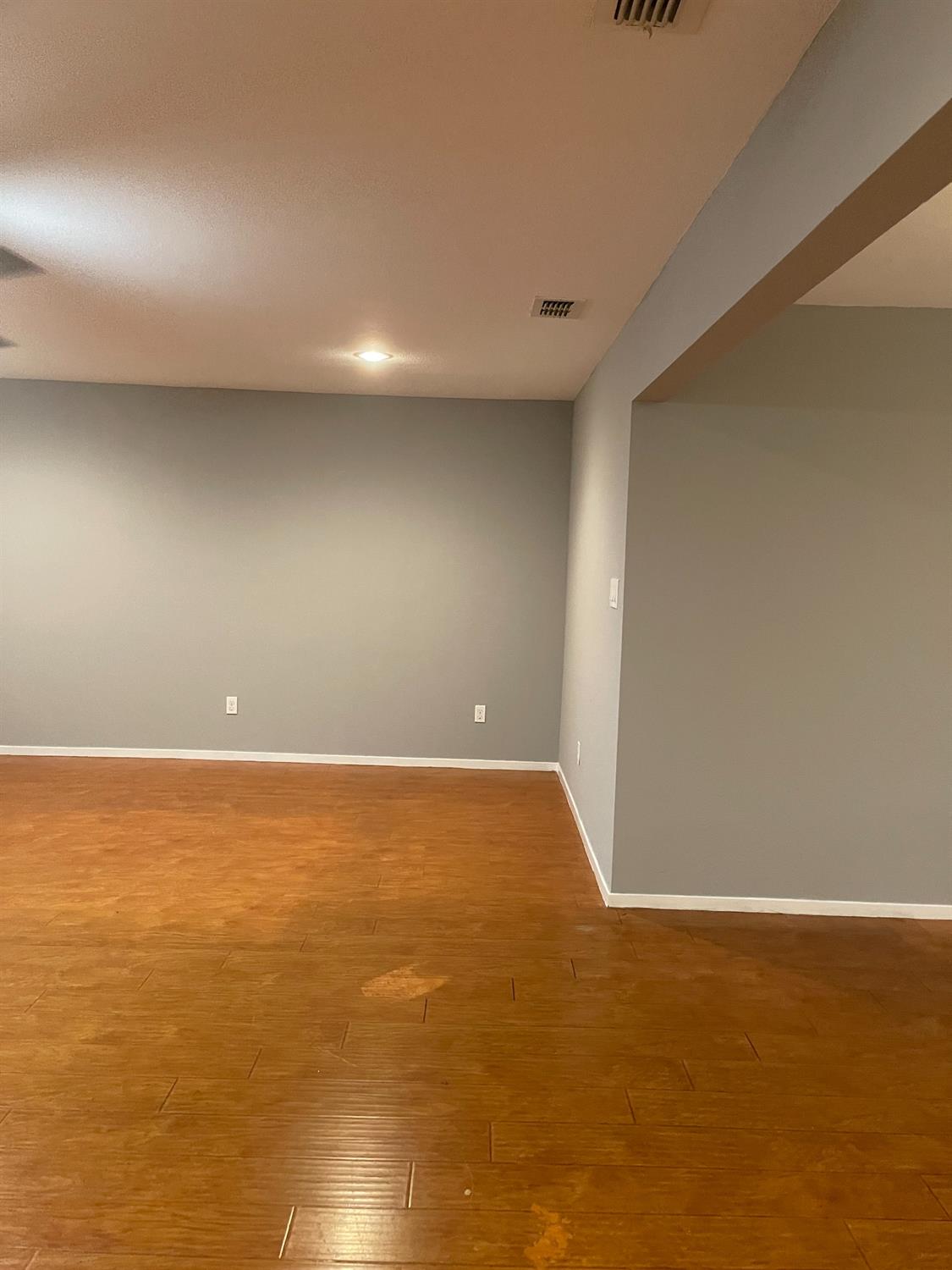 Sold, 3 Bedrooms, 2 Bathrooms, Single Family Home, Sacramento Elder Creek/Fruitridge, 2531 21st Ave, Sacramento, CA 95820-3739, Beth Christensen, Dunnigan Realtors, Top Agent