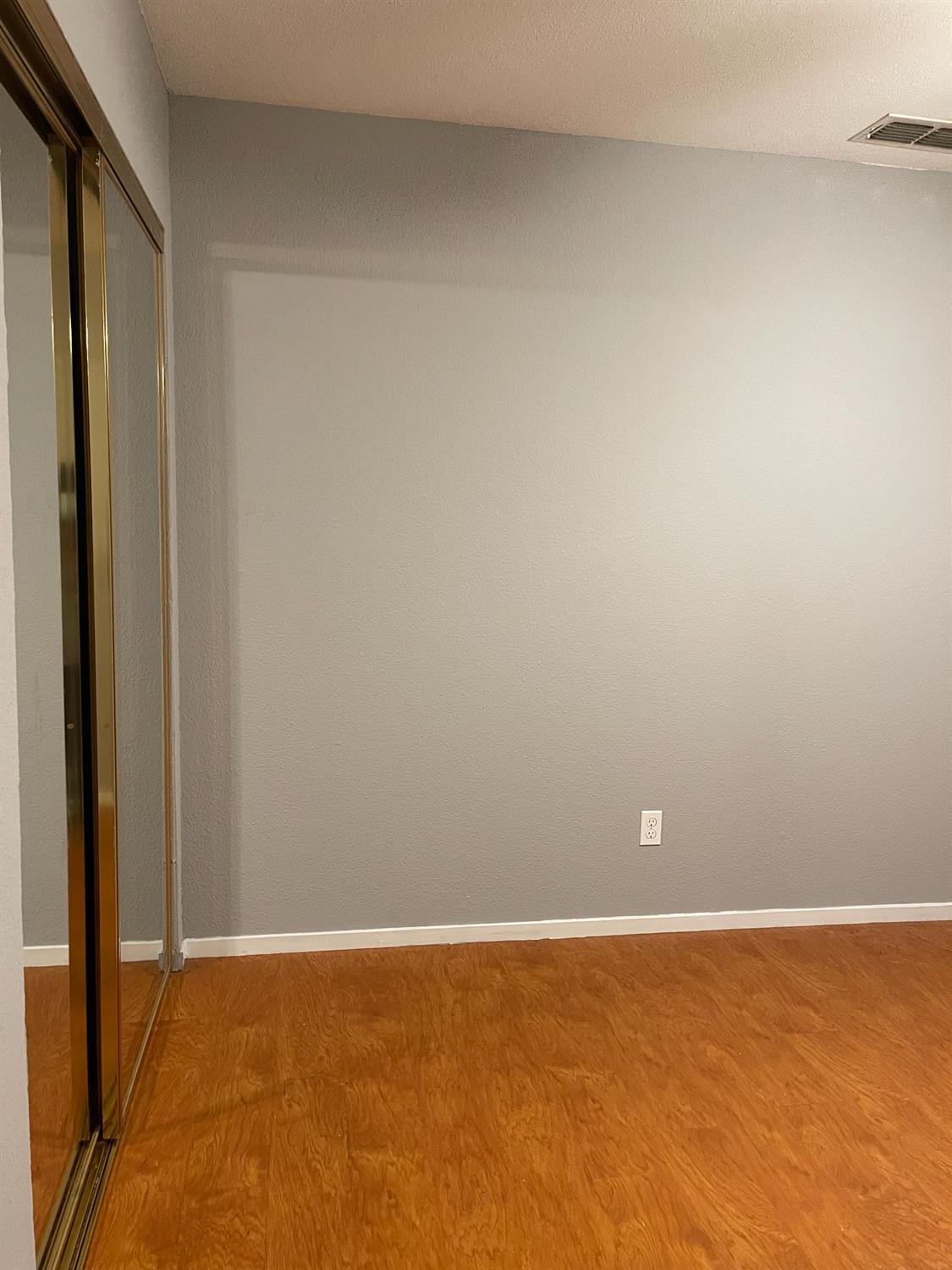 Sold, 3 Bedrooms, 2 Bathrooms, Single Family Home, Sacramento Elder Creek/Fruitridge, 2531 21st Ave, Sacramento, CA 95820-3739, Beth Christensen, Dunnigan Realtors, Top Agent