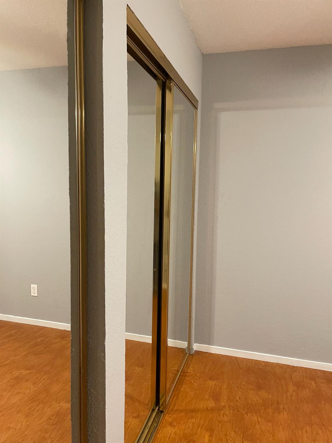 Sold, 3 Bedrooms, 2 Bathrooms, Single Family Home, Sacramento Elder Creek/Fruitridge, 2531 21st Ave, Sacramento, CA 95820-3739, Beth Christensen, Dunnigan Realtors, Top Agent