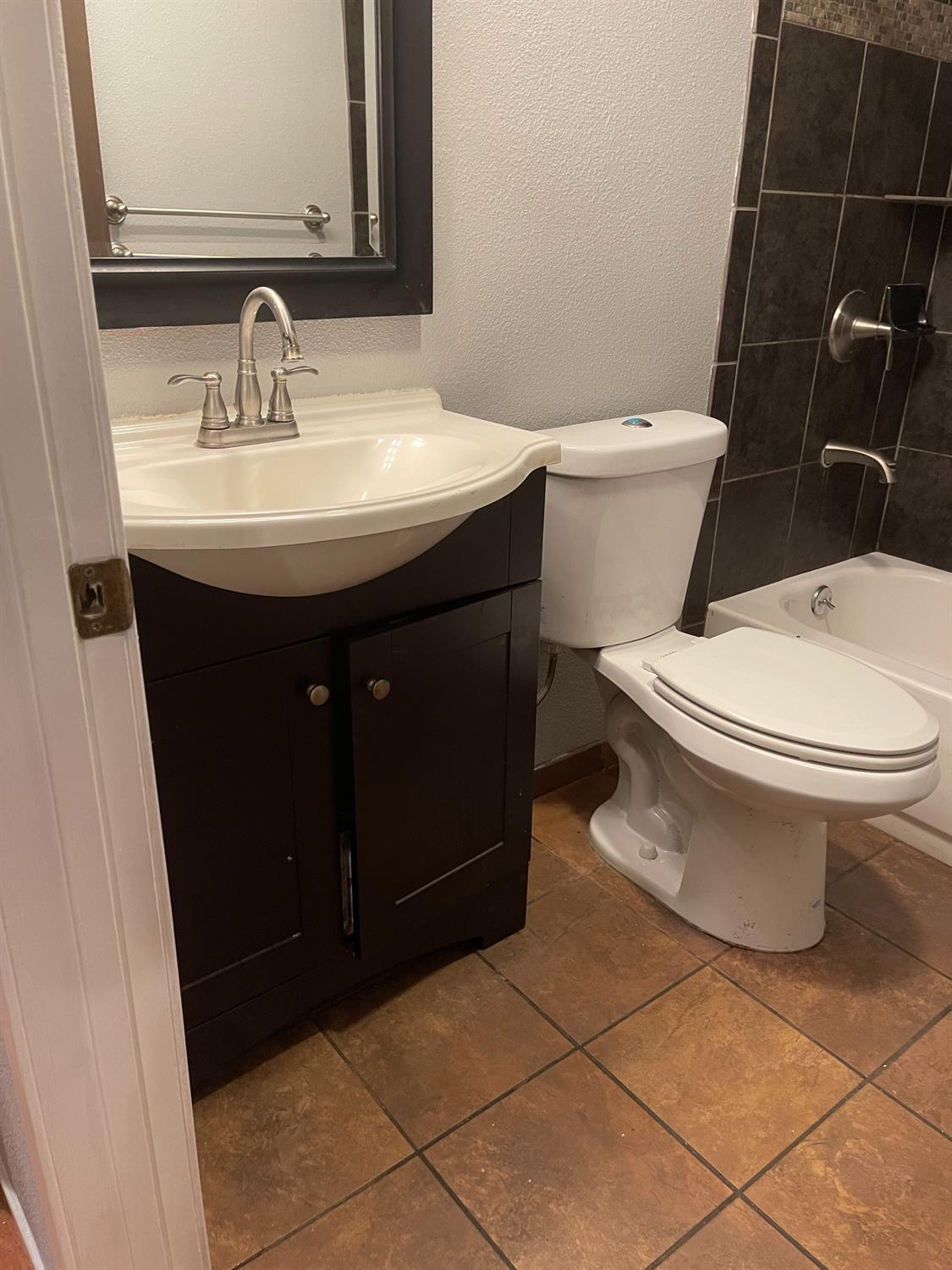 Sold, 3 Bedrooms, 2 Bathrooms, Single Family Home, Sacramento Elder Creek/Fruitridge, 2531 21st Ave, Sacramento, CA 95820-3739, Beth Christensen, Dunnigan Realtors, Top Agent