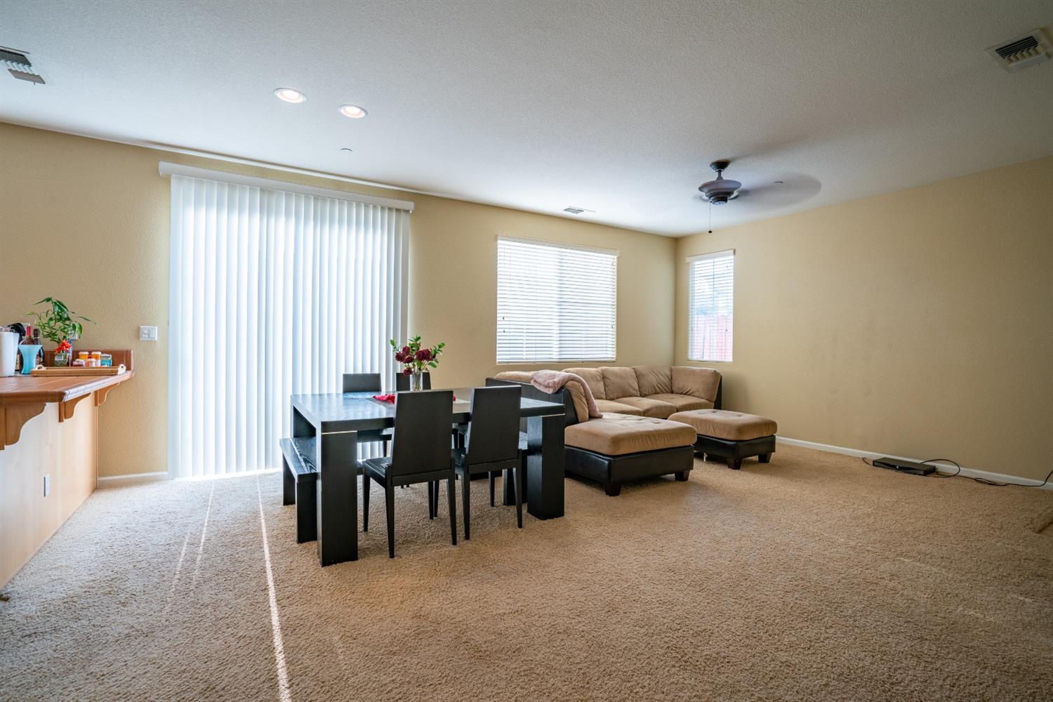Sold, 2 Bedrooms, 2 Bathrooms, Single Family Home, Lincoln Crossing, 1324 Landmark Cir, Lincoln, CA 95648-2980, Beth Christensen, Dunnigan Realtors, Top Agent