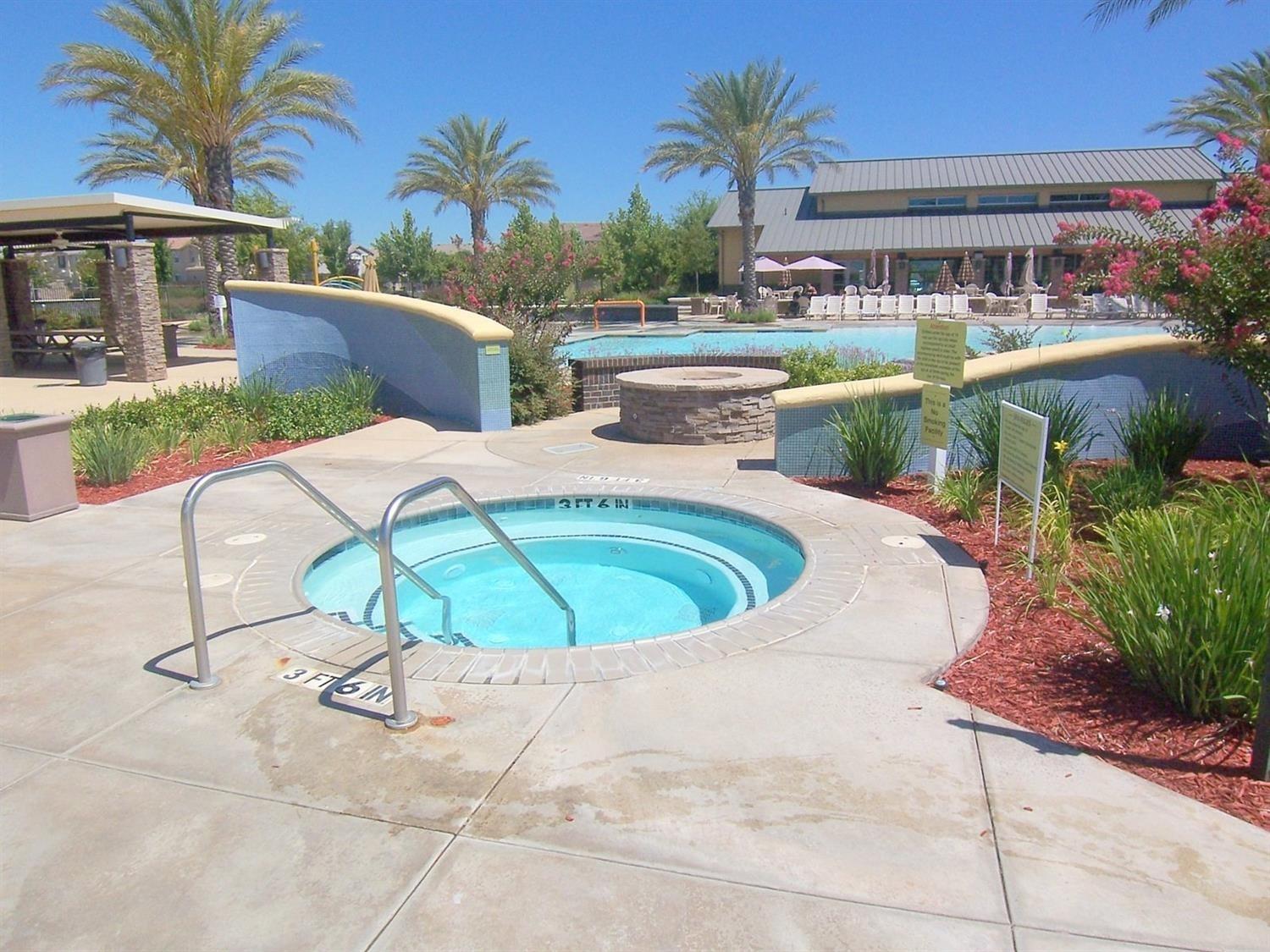 Sold, 2 Bedrooms, 2 Bathrooms, Single Family Home, Lincoln Crossing, 1324 Landmark Cir, Lincoln, CA 95648-2980, Beth Christensen, Dunnigan Realtors, Top Agent