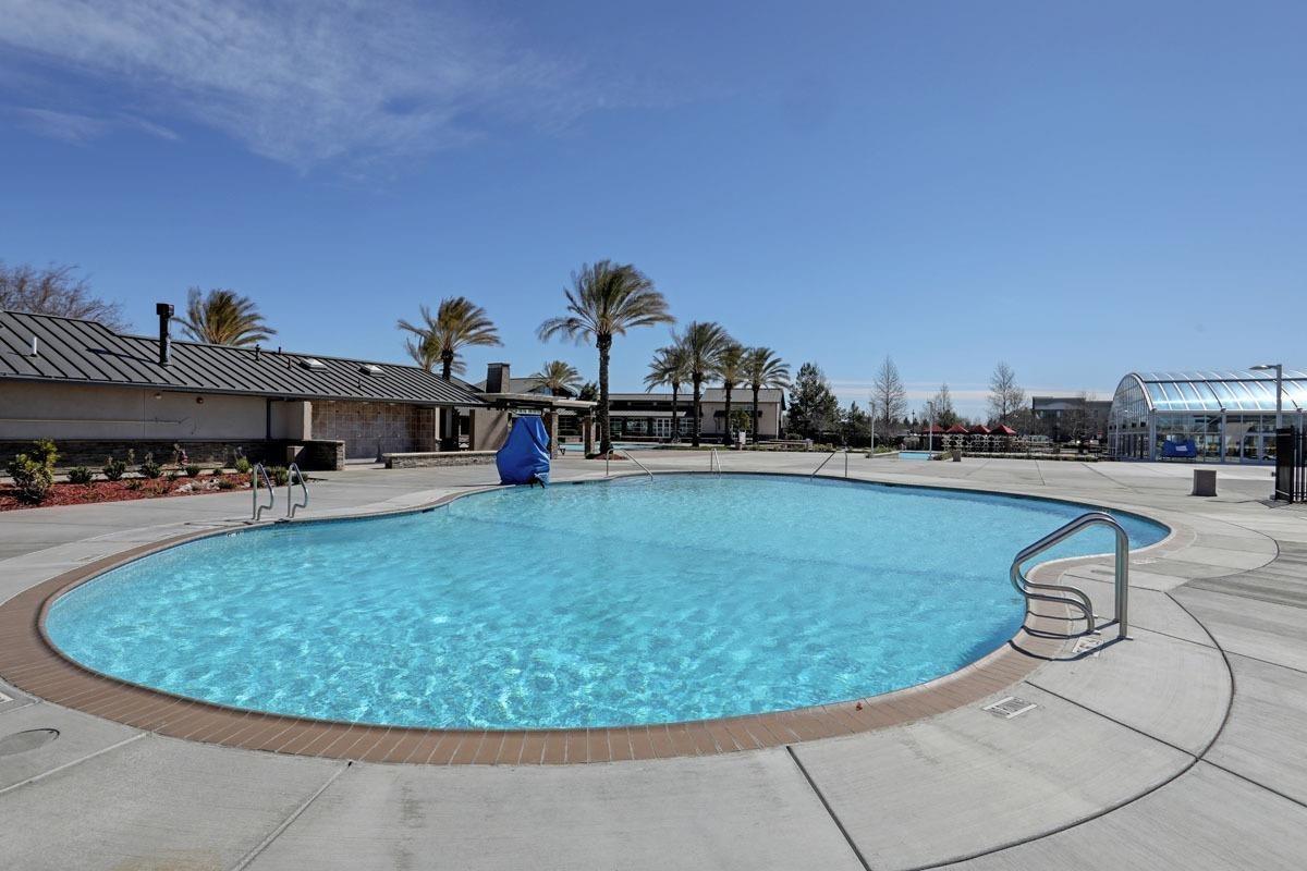 Sold, 2 Bedrooms, 2 Bathrooms, Single Family Home, Lincoln Crossing, 1324 Landmark Cir, Lincoln, CA 95648-2980, Beth Christensen, Dunnigan Realtors, Top Agent