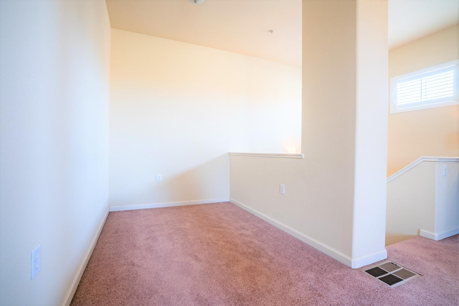 Sold, 1 Bedrooms, 1 Bathrooms, Condominium, No Sacto/Natomas/Del Paso Heights, 1900 Danbrook Dr #123, Sacramento, CA 95835-1695, Beth Christensen, Dunnigan Realtors, Top Agent