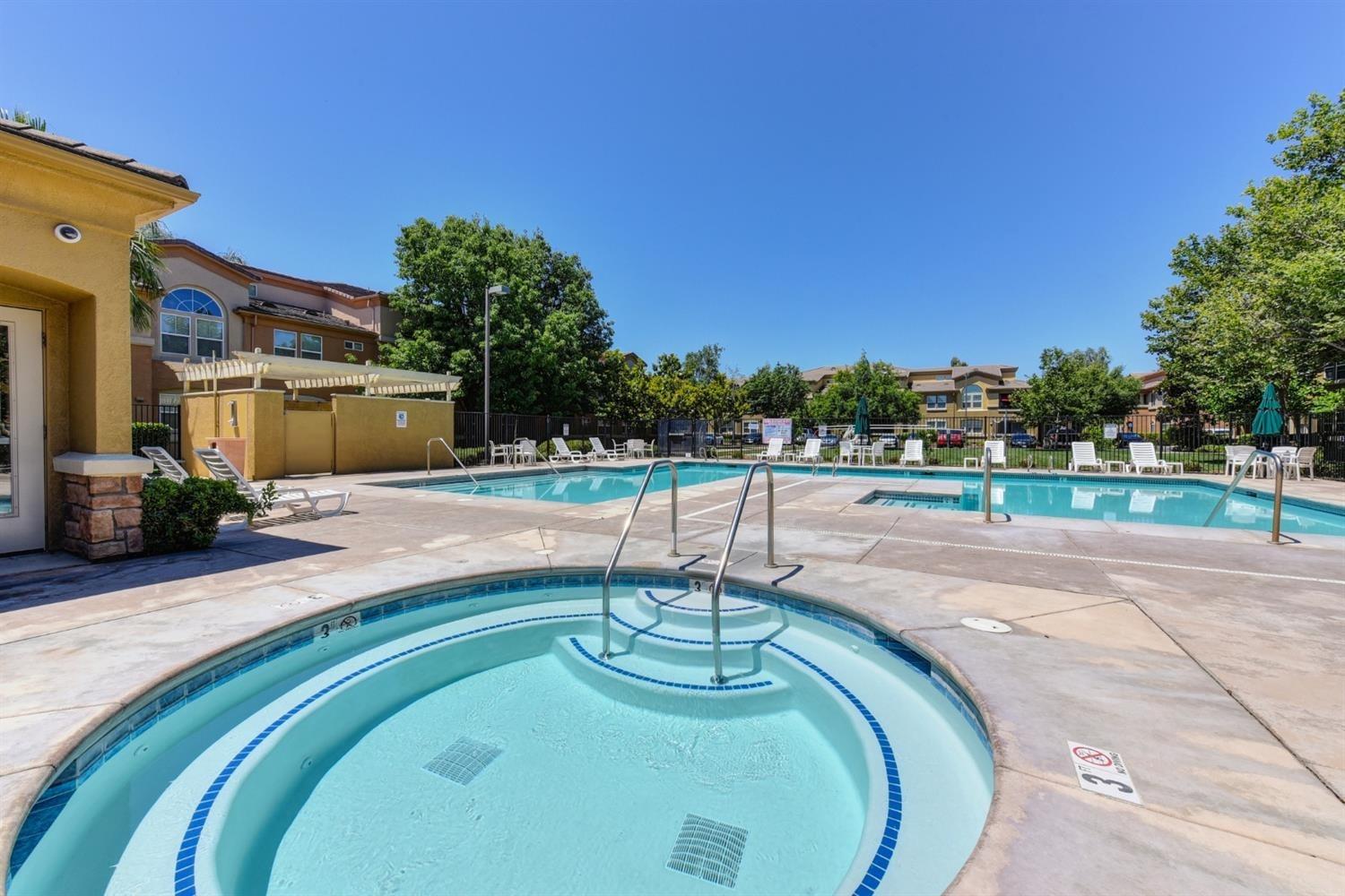Sold, 1 Bedrooms, 1 Bathrooms, Condominium, No Sacto/Natomas/Del Paso Heights, 1900 Danbrook Dr #123, Sacramento, CA 95835-1695, Beth Christensen, Dunnigan Realtors, Top Agent