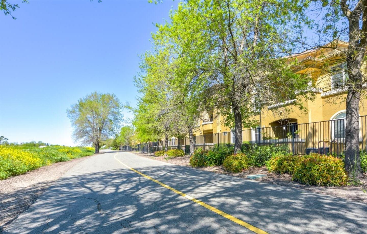 Sold, 1 Bedrooms, 1 Bathrooms, Condominium, No Sacto/Natomas/Del Paso Heights, 1900 Danbrook Dr #123, Sacramento, CA 95835-1695, Beth Christensen, Dunnigan Realtors, Top Agent