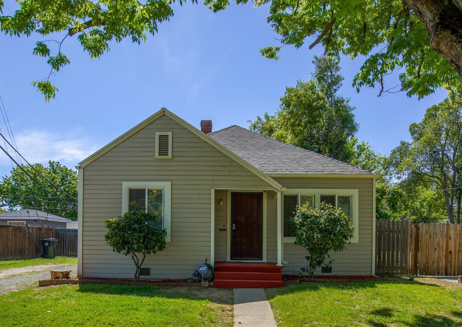 Sold, 2 Bedrooms, 1 Bathrooms, Single Family Home, Sacramento Elder Creek/Fruitridge, 5332 21st Ave, Sacramento, CA 95820-5502, Beth Christensen, Dunnigan Realtors, Top Agent