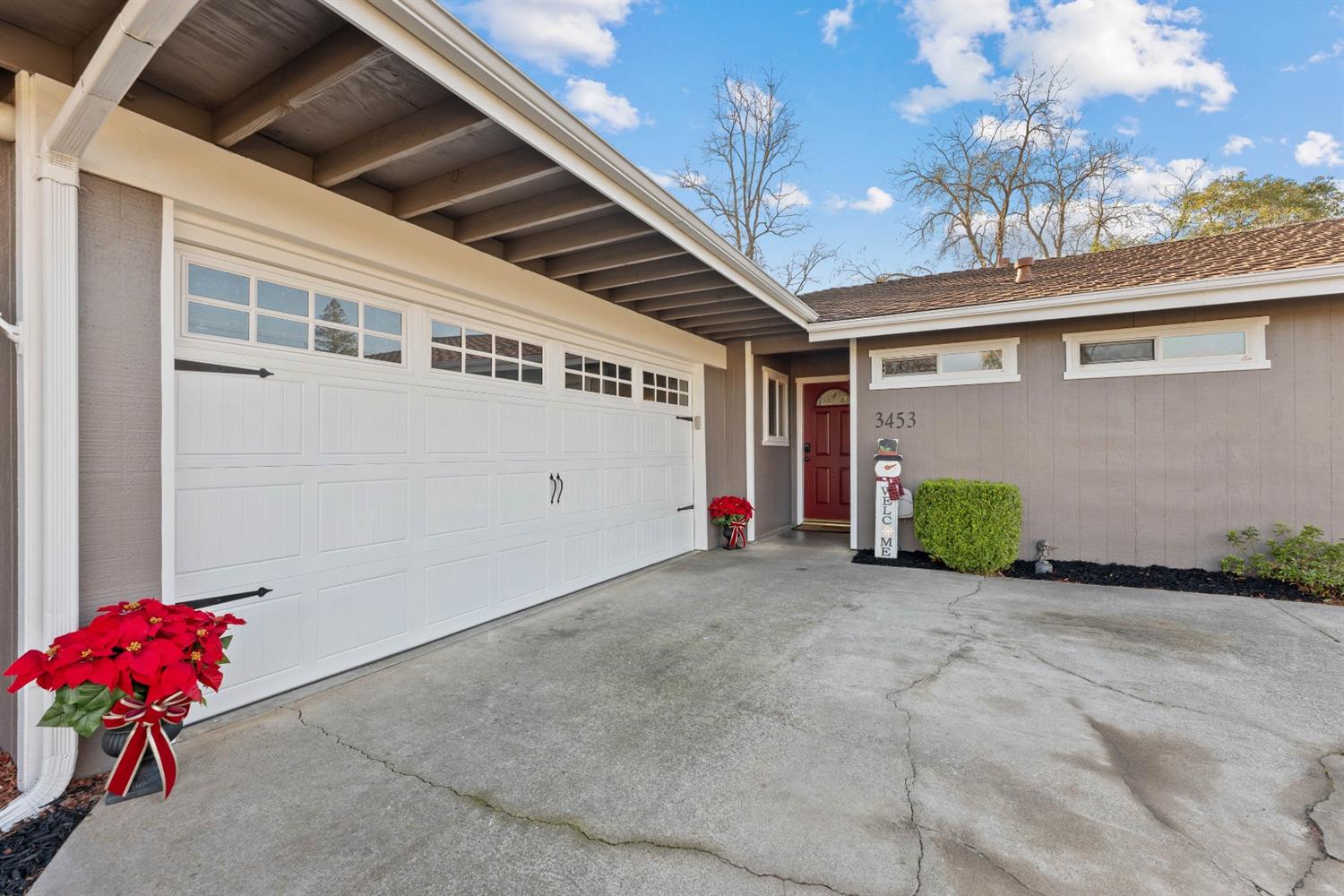 Sold, 3 Bedrooms, 2 Bathrooms, Single Family Home, Sacto Arden/Arcade Creek/Vicinity, 3453 Von Bauer Way, Sacramento, CA 95821-4032, Beth Christensen, Dunnigan Realtors, Top Agent