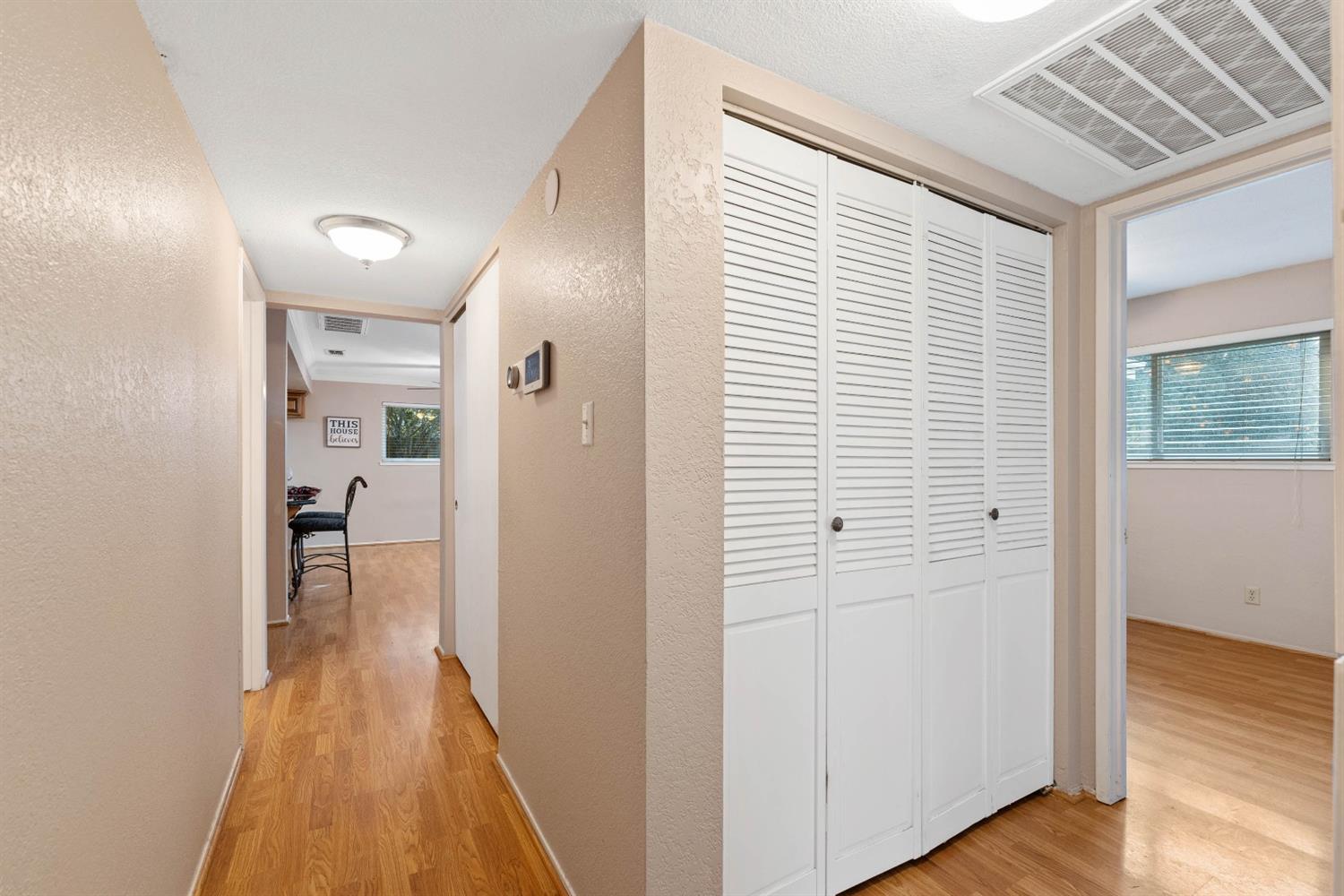 Sold, 3 Bedrooms, 2 Bathrooms, Single Family Home, Sacto Arden/Arcade Creek/Vicinity, 3453 Von Bauer Way, Sacramento, CA 95821-4032, Beth Christensen, Dunnigan Realtors, Top Agent