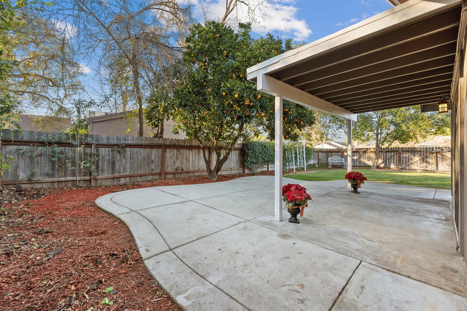 Sold, 3 Bedrooms, 2 Bathrooms, Single Family Home, Sacto Arden/Arcade Creek/Vicinity, 3453 Von Bauer Way, Sacramento, CA 95821-4032, Beth Christensen, Dunnigan Realtors, Top Agent