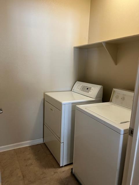 Sold, 2 Bedrooms, 2 Bathrooms, Condominium, No Sacto/Natomas/Del Paso Heights, 5350 Dunlay Dr #411, Sacramento, CA 95835, Beth Christensen, Dunnigan Realtors, Top Agent