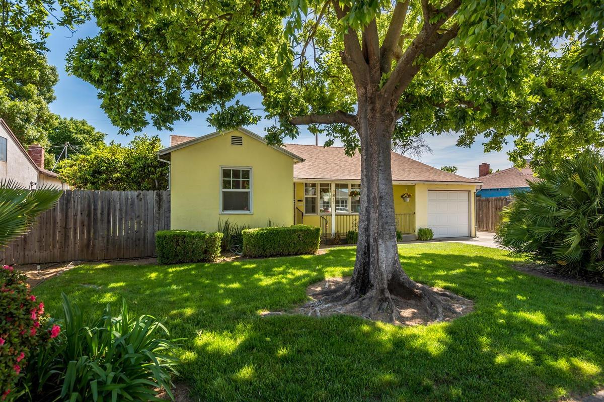 Sold, 3 Bedrooms, 2 Bathrooms, Single Family Home, Sacramento Elder Creek/Fruitridge, 5817 62nd St, Sacramento, CA 95824-3143, Beth Christensen, Dunnigan Realtors, Top Agent