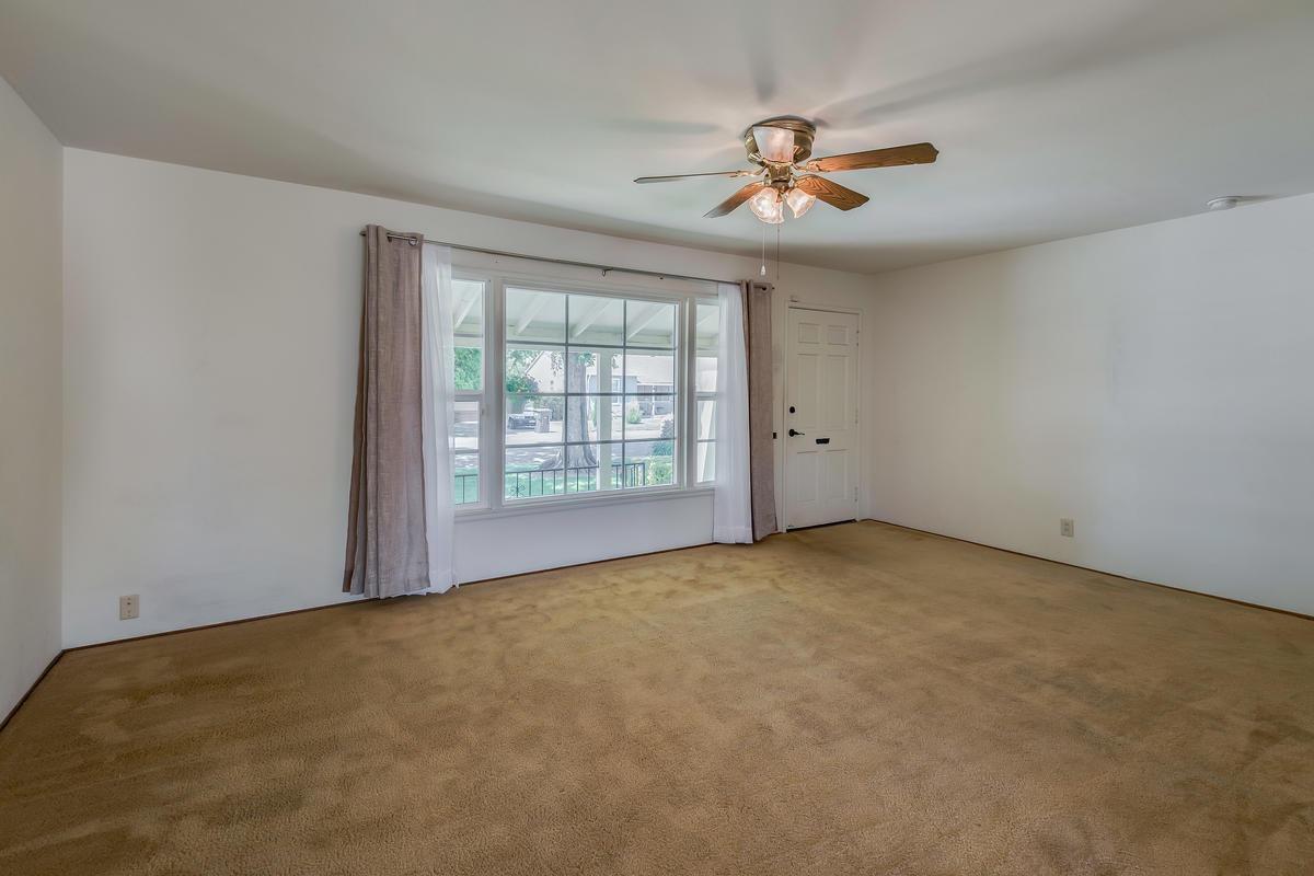 Sold, 3 Bedrooms, 2 Bathrooms, Single Family Home, Sacramento Elder Creek/Fruitridge, 5817 62nd St, Sacramento, CA 95824-3143, Beth Christensen, Dunnigan Realtors, Top Agent