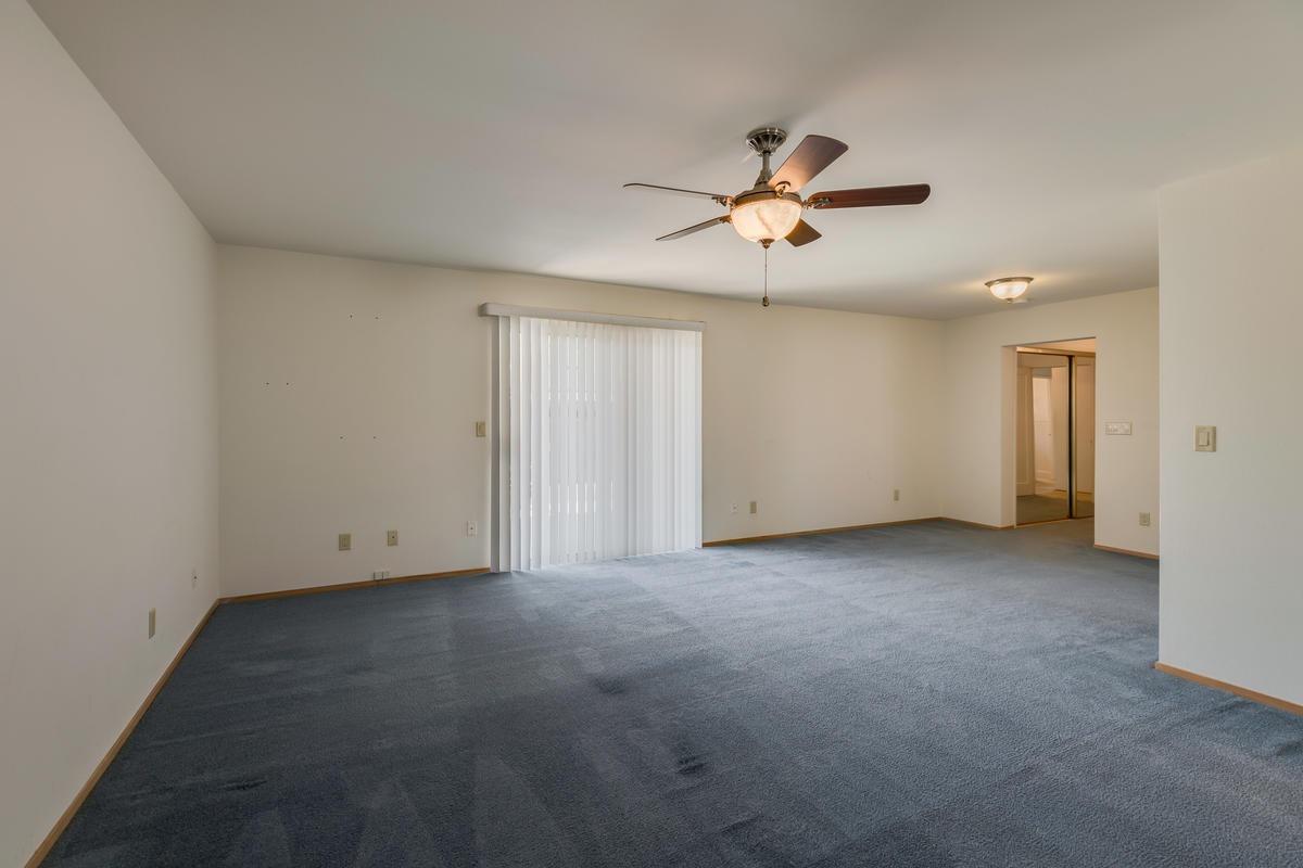 Sold, 3 Bedrooms, 2 Bathrooms, Single Family Home, Sacramento Elder Creek/Fruitridge, 5817 62nd St, Sacramento, CA 95824-3143, Beth Christensen, Dunnigan Realtors, Top Agent