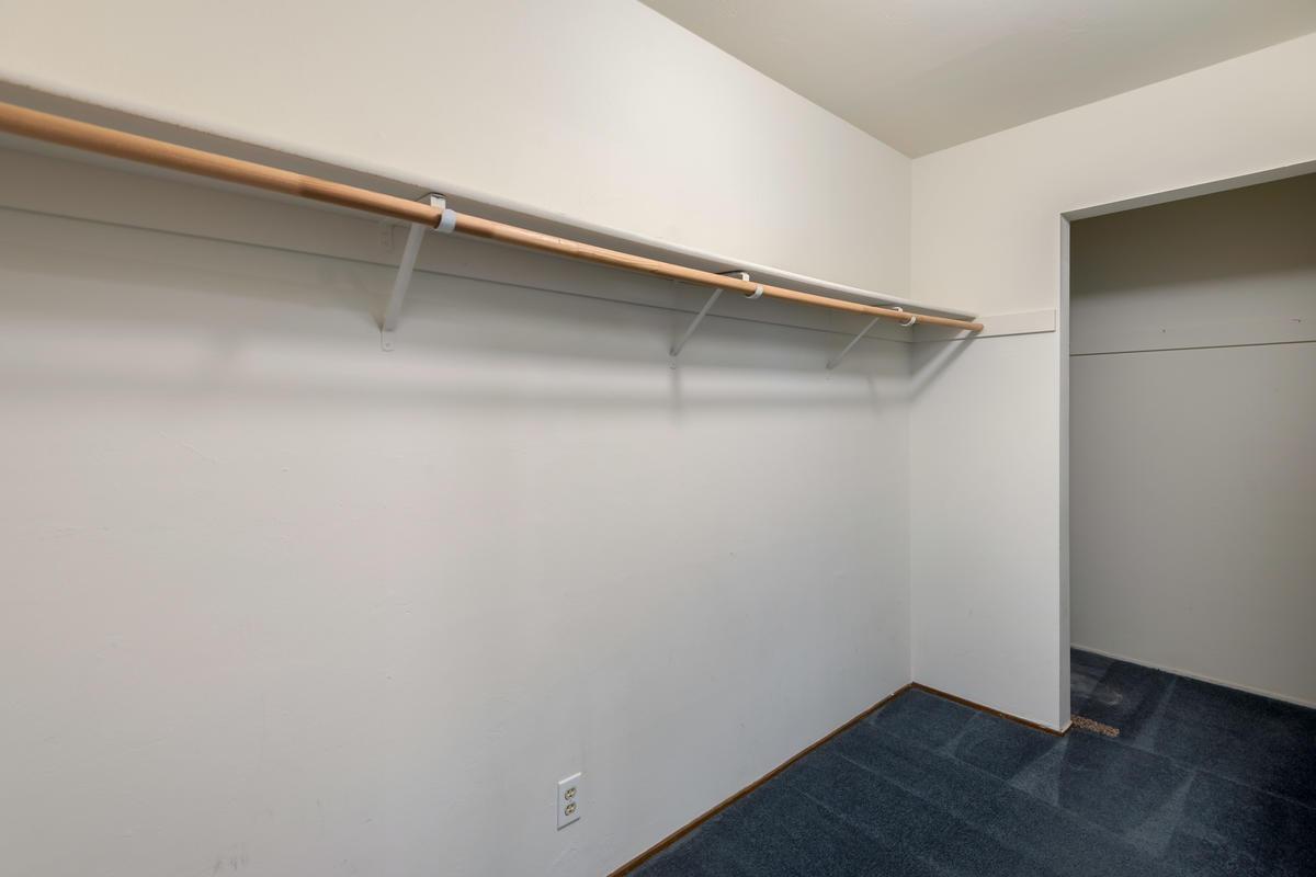 Sold, 3 Bedrooms, 2 Bathrooms, Single Family Home, Sacramento Elder Creek/Fruitridge, 5817 62nd St, Sacramento, CA 95824-3143, Beth Christensen, Dunnigan Realtors, Top Agent