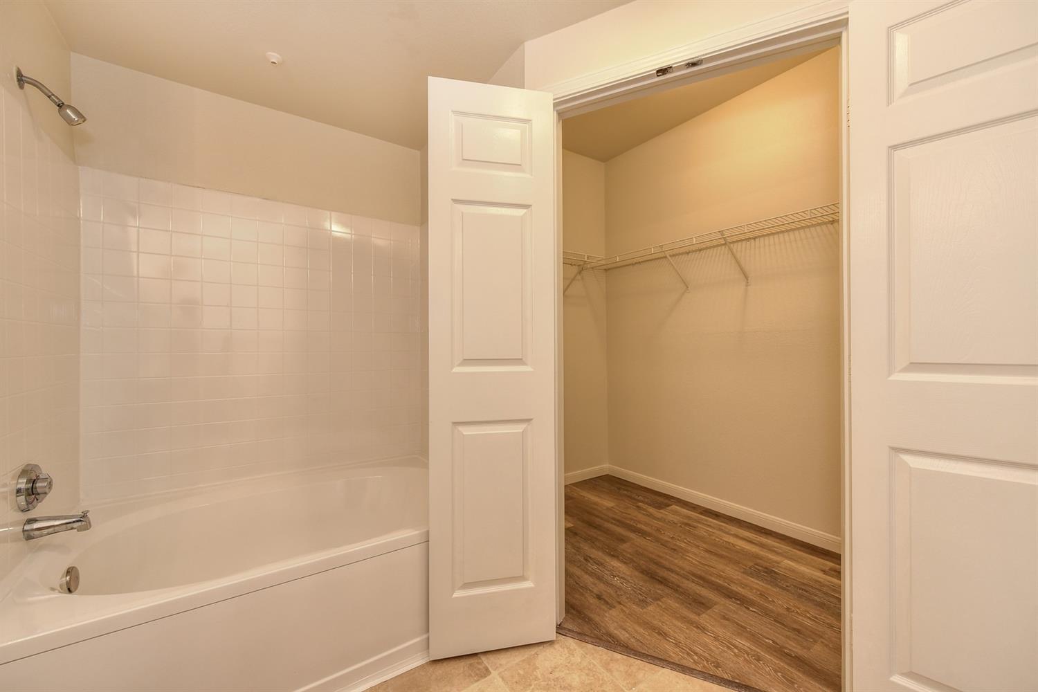 Sold, 1 Bedrooms, 1 Bathrooms, Condominium, Roseville-Central zip 95678, 701 Gibson Dr #1326, Roseville, CA 95678-5731, Beth Christensen, Dunnigan Realtors, Top Agent