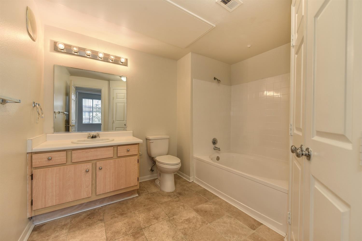 Sold, 1 Bedrooms, 1 Bathrooms, Condominium, Roseville-Central zip 95678, 701 Gibson Dr #1326, Roseville, CA 95678-5731, Beth Christensen, Dunnigan Realtors, Top Agent
