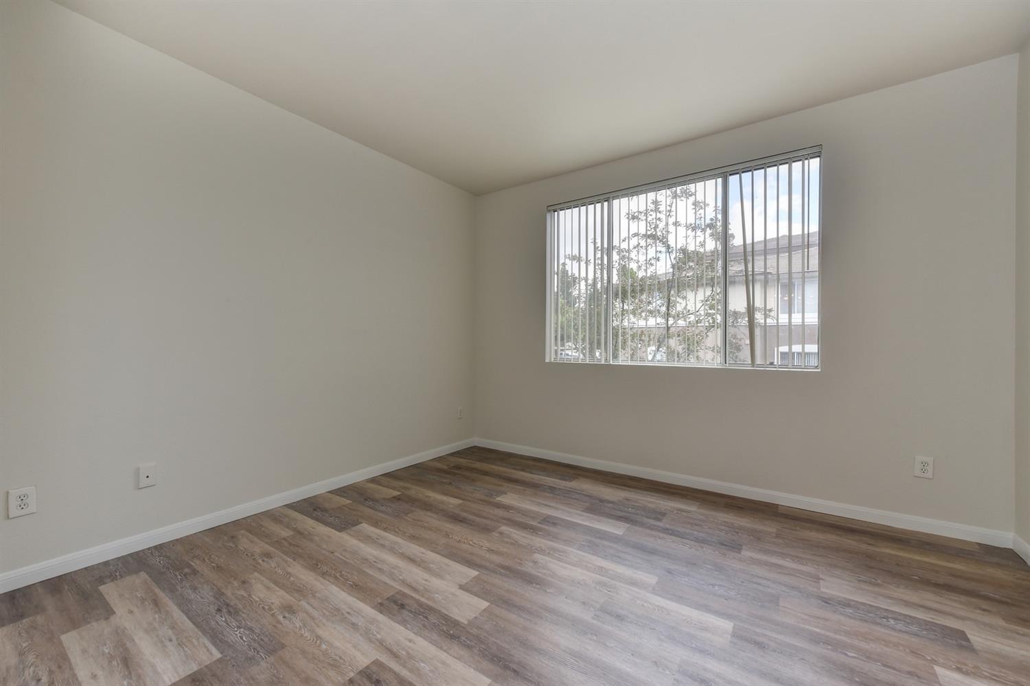 Sold, 1 Bedrooms, 1 Bathrooms, Condominium, Roseville-Central zip 95678, 701 Gibson Dr #1326, Roseville, CA 95678-5731, Beth Christensen, Dunnigan Realtors, Top Agent