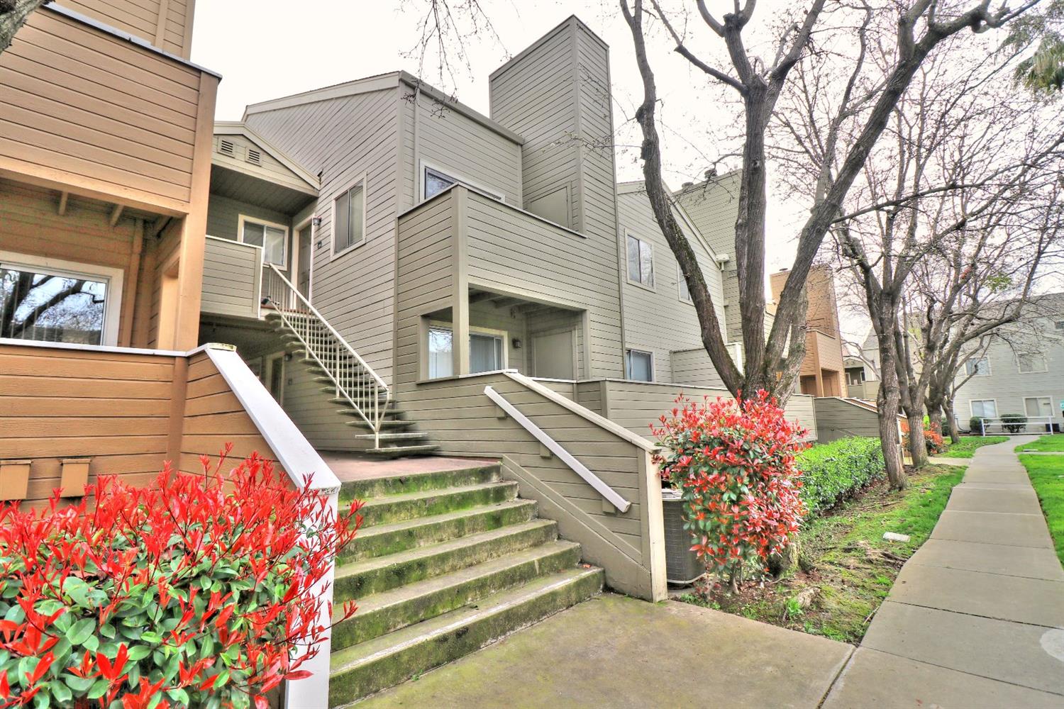 Sold, 2 Bedrooms, 2 Bathrooms, Condominium, Sacto Arden/Arcade Creek/Vicinity, 1019 Dornajo Way #256, Sacramento, CA 95825-7300, Beth Christensen, Dunnigan Realtors, Top Agent