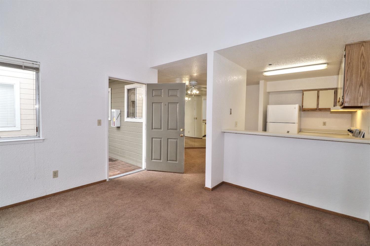 Sold, 2 Bedrooms, 2 Bathrooms, Condominium, Sacto Arden/Arcade Creek/Vicinity, 1019 Dornajo Way #256, Sacramento, CA 95825-7300, Beth Christensen, Dunnigan Realtors, Top Agent