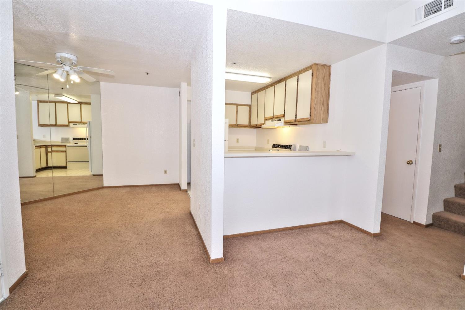 Sold, 2 Bedrooms, 2 Bathrooms, Condominium, Sacto Arden/Arcade Creek/Vicinity, 1019 Dornajo Way #256, Sacramento, CA 95825-7300, Beth Christensen, Dunnigan Realtors, Top Agent