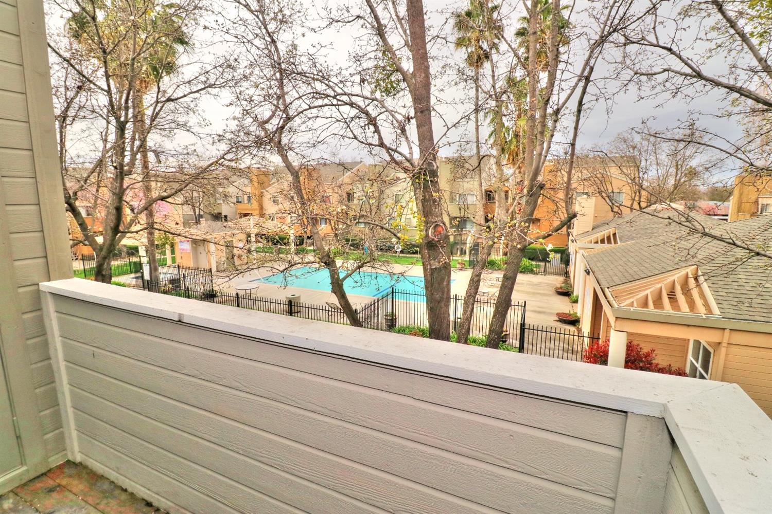 Sold, 2 Bedrooms, 2 Bathrooms, Condominium, Sacto Arden/Arcade Creek/Vicinity, 1019 Dornajo Way #256, Sacramento, CA 95825-7300, Beth Christensen, Dunnigan Realtors, Top Agent