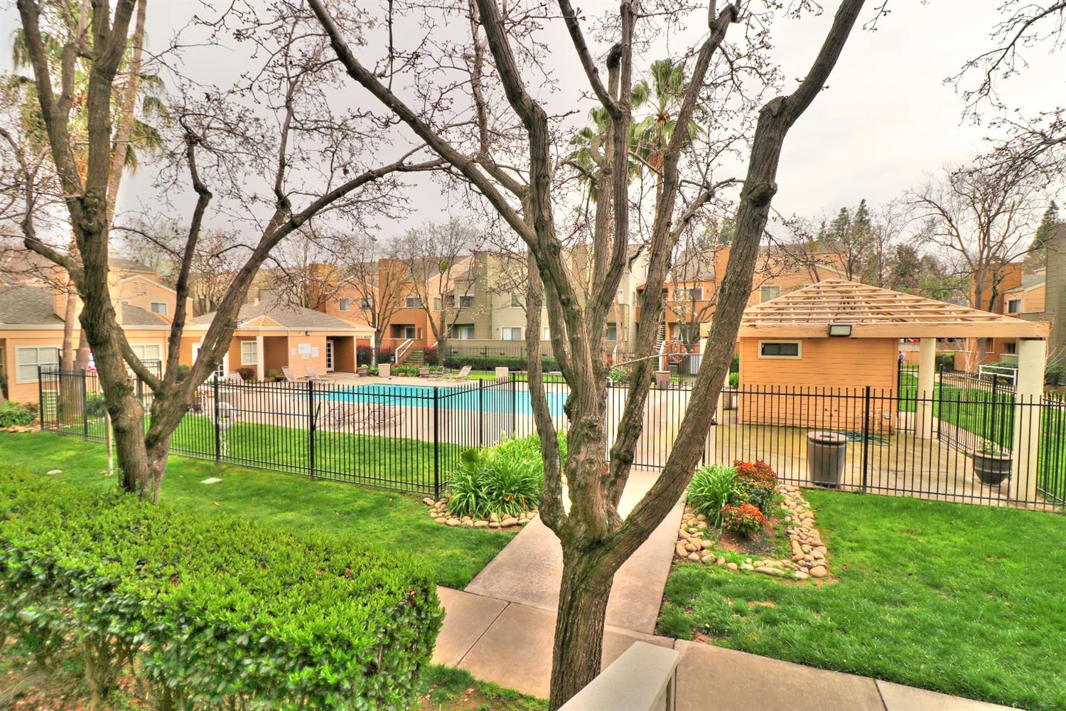 Sold, 2 Bedrooms, 2 Bathrooms, Condominium, Sacto Arden/Arcade Creek/Vicinity, 1019 Dornajo Way #256, Sacramento, CA 95825-7300, Beth Christensen, Dunnigan Realtors, Top Agent