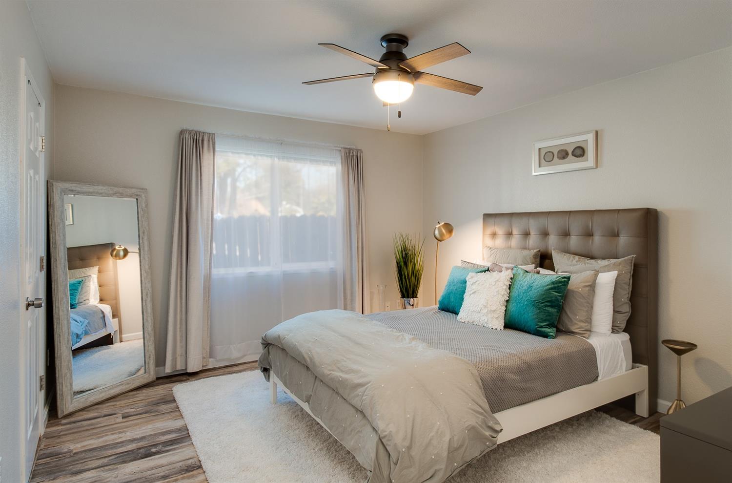 Sold, 4 Bedrooms, 2 Bathrooms, Single Family Home, Sacramento Elder Creek/Fruitridge, 4221 51st St, Sacramento, CA 95820-3030, Beth Christensen, Dunnigan Realtors, Top Agent