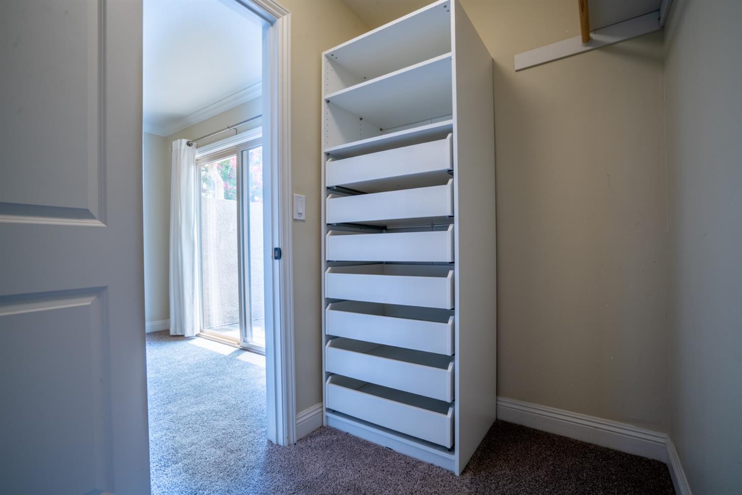 Sold, 2 Bedrooms, 1 Bathrooms,Townhouse, Saratoga Townhomes, Sacramento Midtown, 912 Q St, Sacramento, CA 95811-6416, Beth Christensen, Dunnigan Realtors, Top Agent