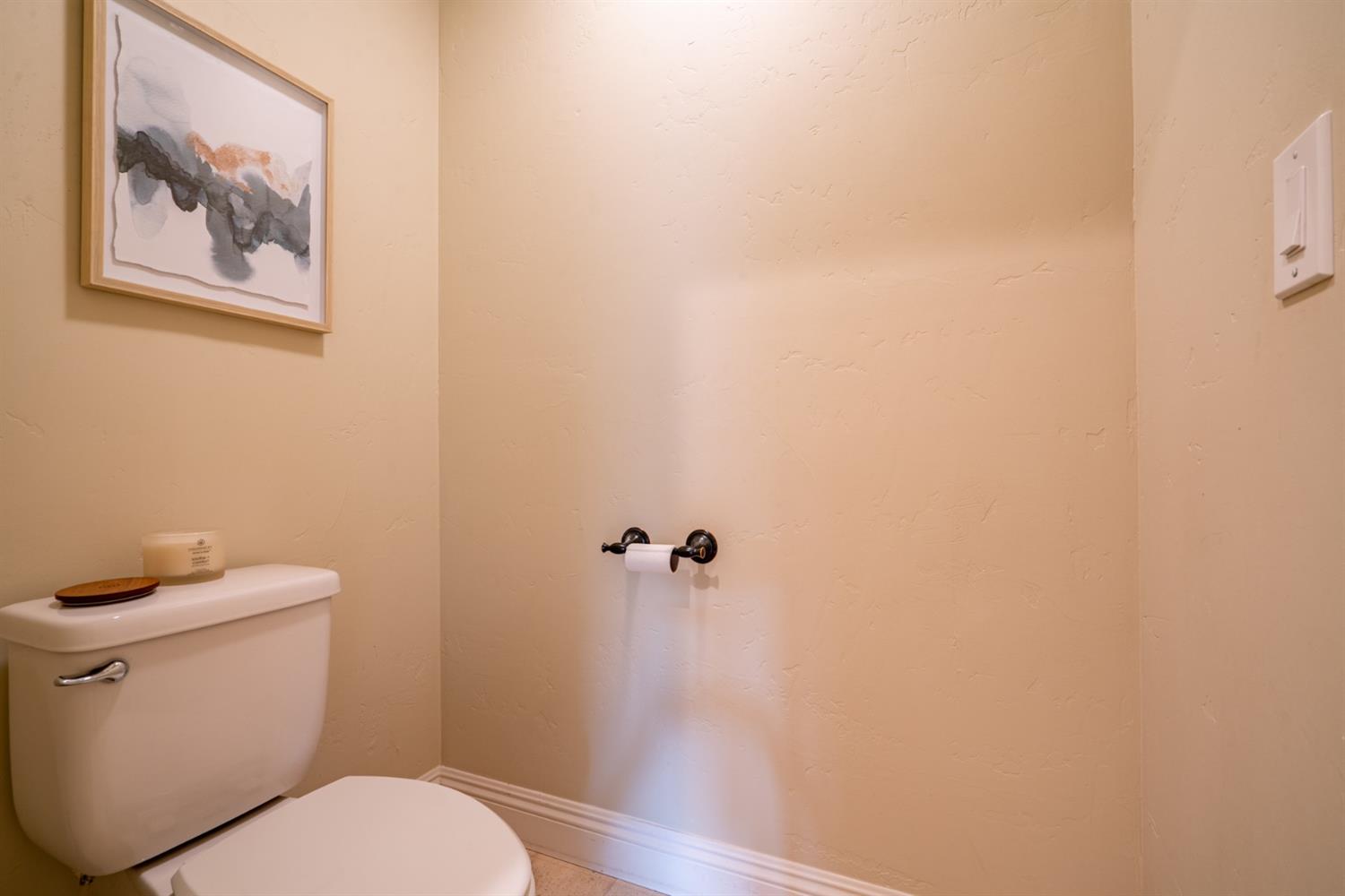 Sold, 2 Bedrooms, 1 Bathrooms,Townhouse, Saratoga Townhomes, Sacramento Midtown, 912 Q St, Sacramento, CA 95811-6416, Beth Christensen, Dunnigan Realtors, Top Agent