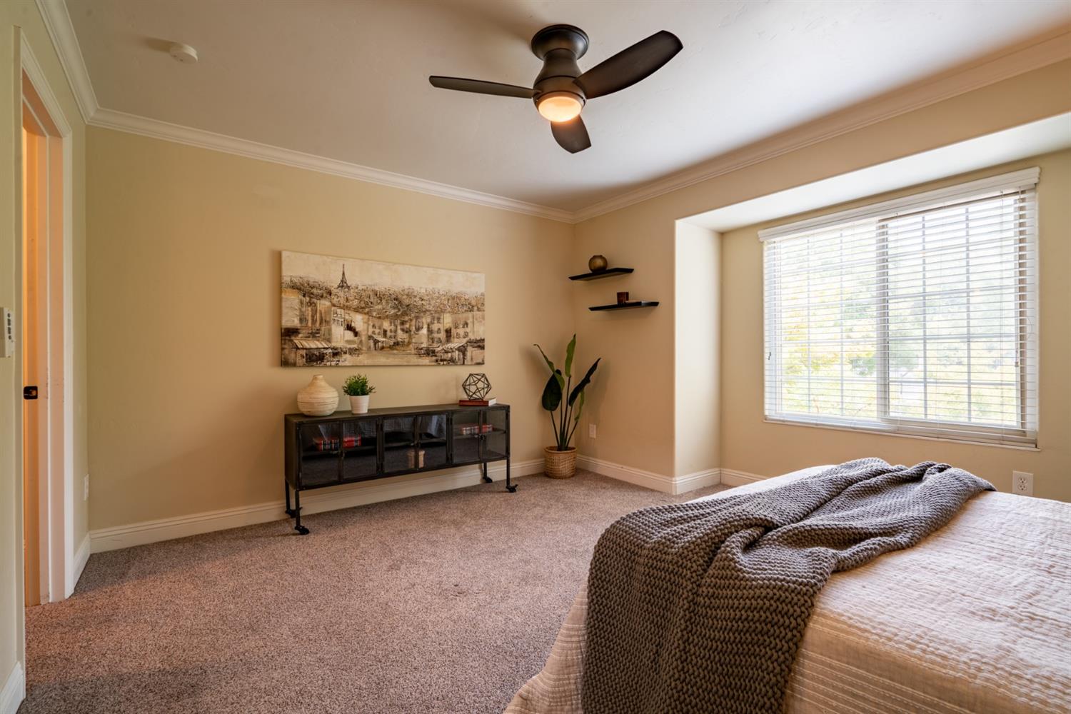 Sold, 2 Bedrooms, 1 Bathrooms,Townhouse, Saratoga Townhomes, Sacramento Midtown, 912 Q St, Sacramento, CA 95811-6416, Beth Christensen, Dunnigan Realtors, Top Agent