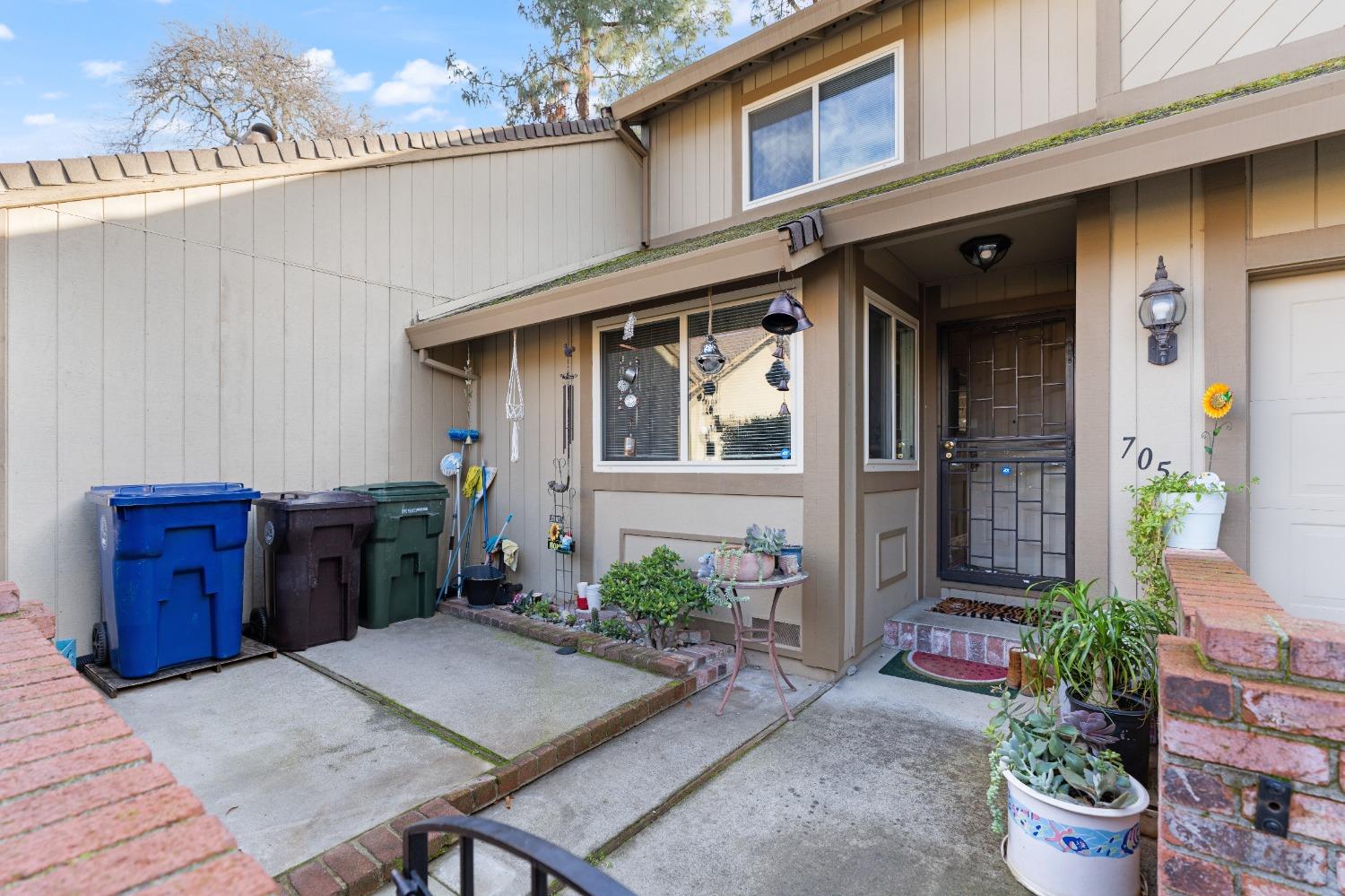 Sold, 3 Bedrooms, 2 Bathrooms, Condominium, Citrus Heights, 7056 Lompoc Ct, Citrus Heights, CA 95621-4356, Beth Christensen, Dunnigan Realtors, Top Agent Sold, 3 Bedrooms, 2 Bathrooms, Condominium, Citrus Heights, 7056 Lompoc Ct, Citrus Heights, CA 95621-4356, Beth Christensen, Dunnigan Realtors, Top Agent