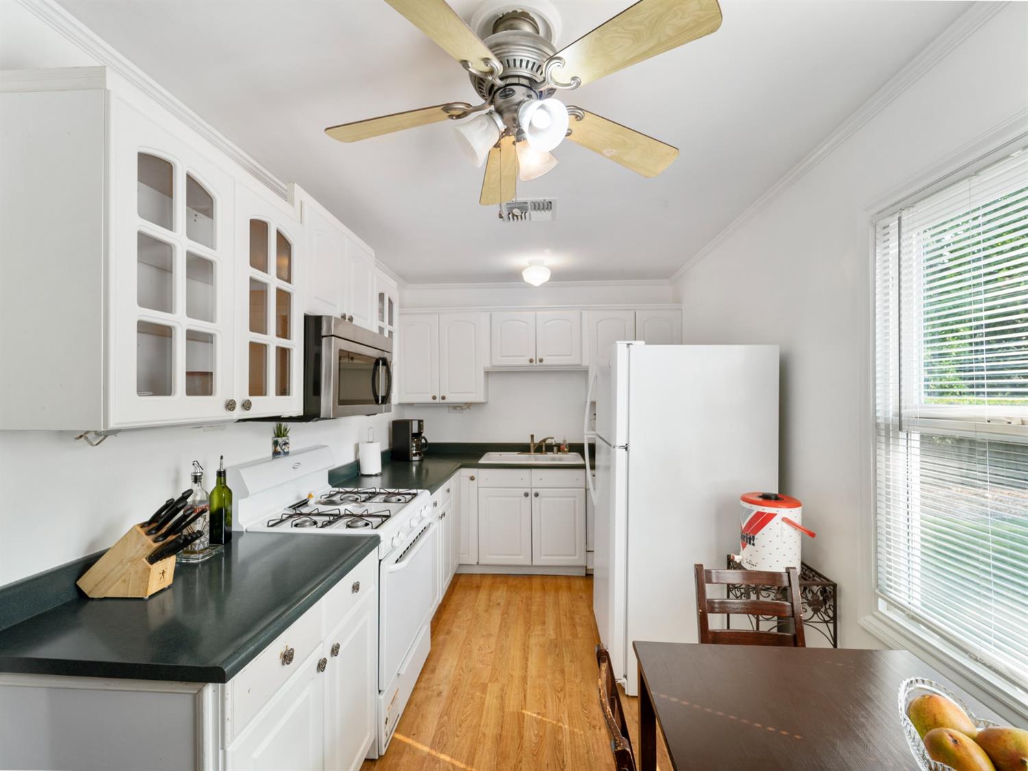 Sold, 2 Bedrooms, 1 Bathrooms, Single Family Home, Sacramento Elder Creek/Fruitridge, 5643 Sampson Blvd, Sacramento, CA 95824-1418, Beth Christensen, Dunnigan Realtors, Top Agent