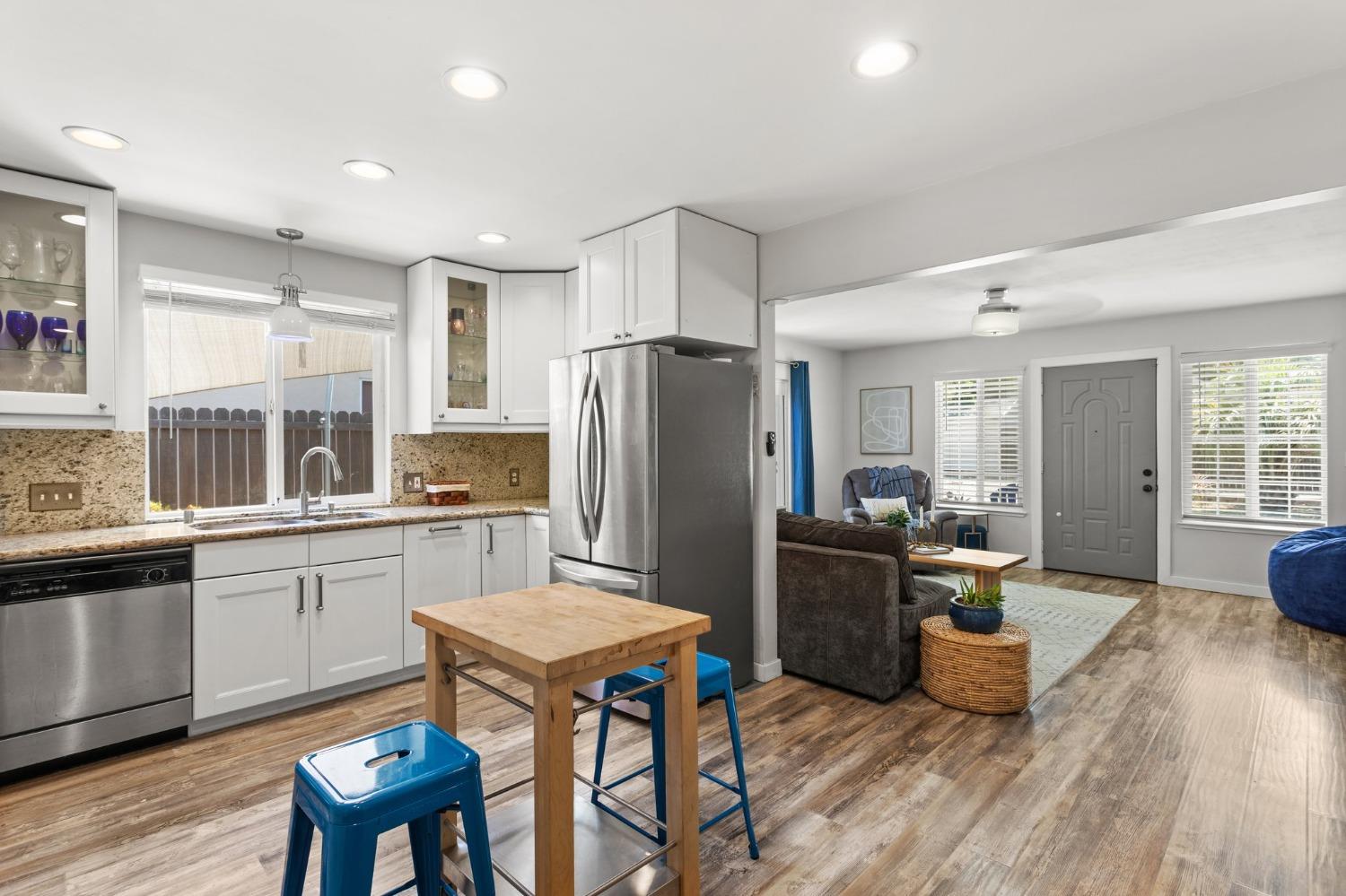 Sold, 4 Bedrooms, 2 Bathrooms, Single Family Home, Sacramento Elder Creek/Fruitridge, 4221 51st St, Sacramento, CA 95820, Beth Christensen, Dunnigan Realtors, Top Agent Sold, 4 Bedrooms, 2 Bathrooms, Single Family Home, Sacramento Elder Creek/Fruitridge, 4221 51st St, Sacramento, CA 95820, Beth Christensen, Dunnigan Realtors, Top Agent
