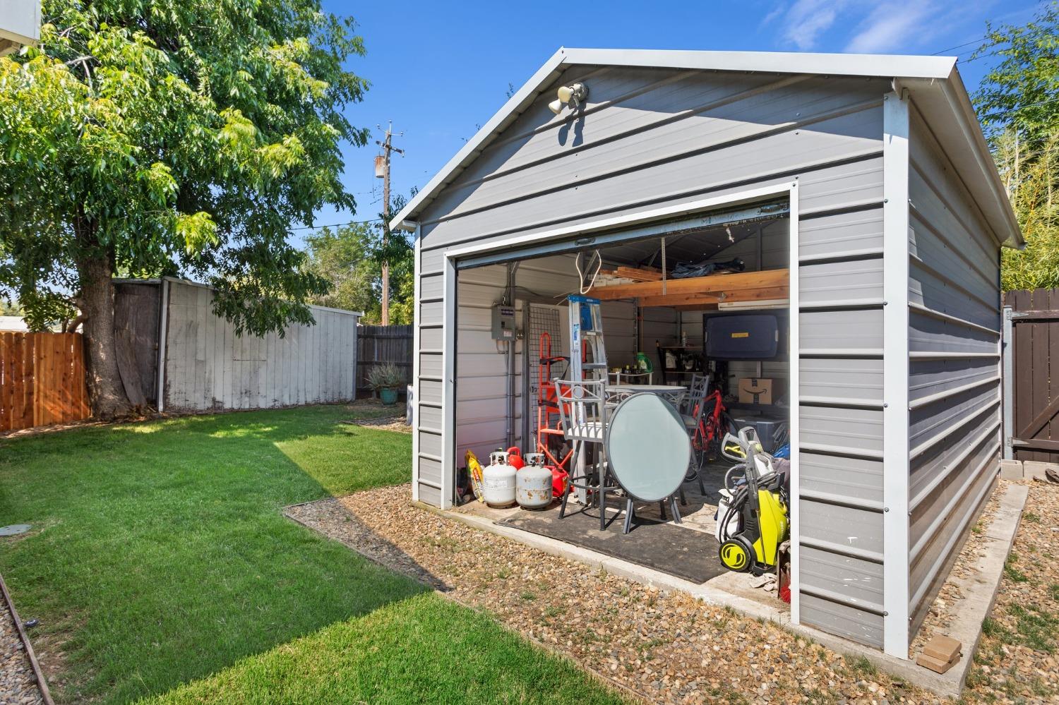 Sold, 4 Bedrooms, 2 Bathrooms, Single Family Home, Sacramento Elder Creek/Fruitridge, 4221 51st St, Sacramento, CA 95820, Beth Christensen, Dunnigan Realtors, Top Agent Sold, 4 Bedrooms, 2 Bathrooms, Single Family Home, Sacramento Elder Creek/Fruitridge, 4221 51st St, Sacramento, CA 95820, Beth Christensen, Dunnigan Realtors, Top Agent