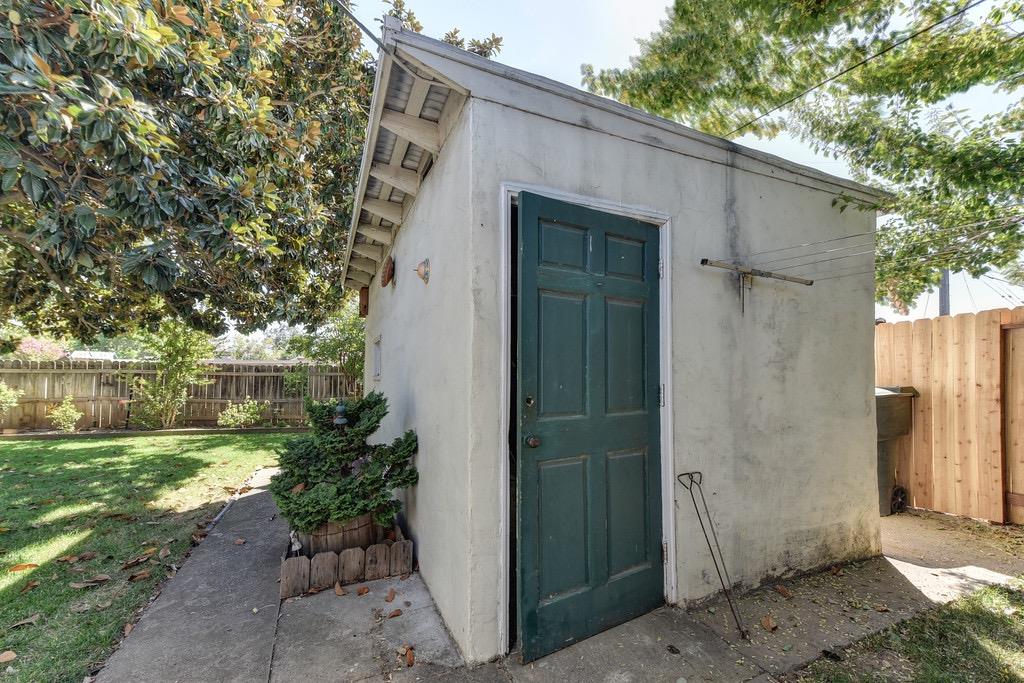 Sold, 3 Bedrooms, 1 Bathrooms, Single Family Home, Sacto Arden/Arcade Creek/Vicinity, 3240 Churchill Rd, Sacramento, CA 95864-3880, Beth Christensen, Dunnigan Realtors, Top Agent