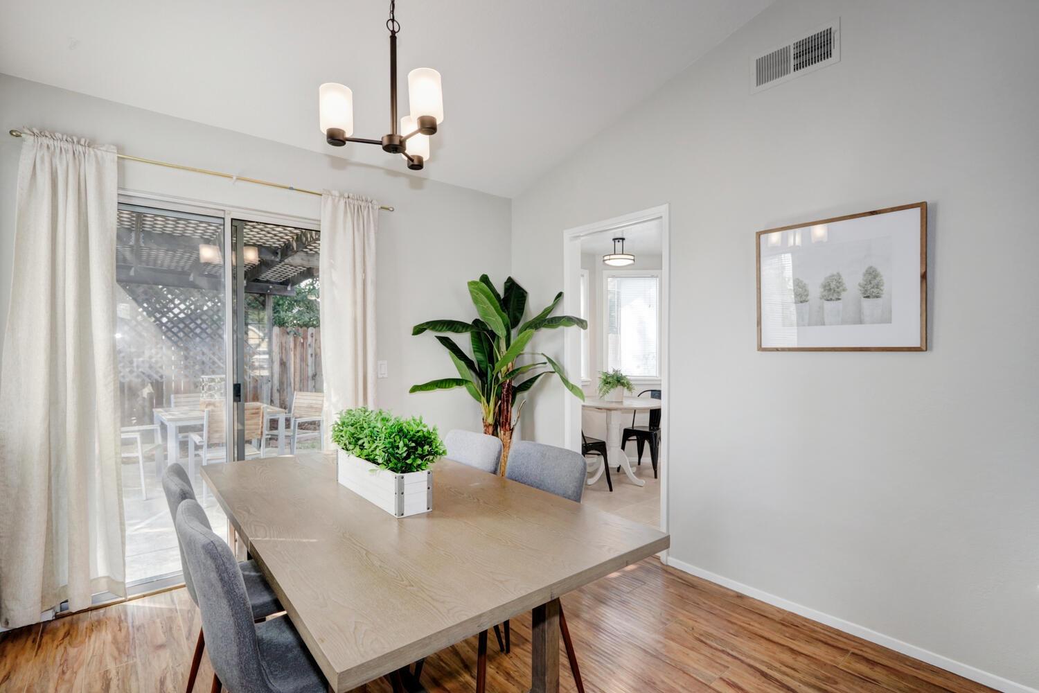 Sold, 3 Bedrooms, 2 Bathrooms, Single Family Home, Citrus Heights, 6116 Sandwood Ct, Citrus Heights, CA 95621-0962, Beth Christensen, Dunnigan Realtors, Top Agent