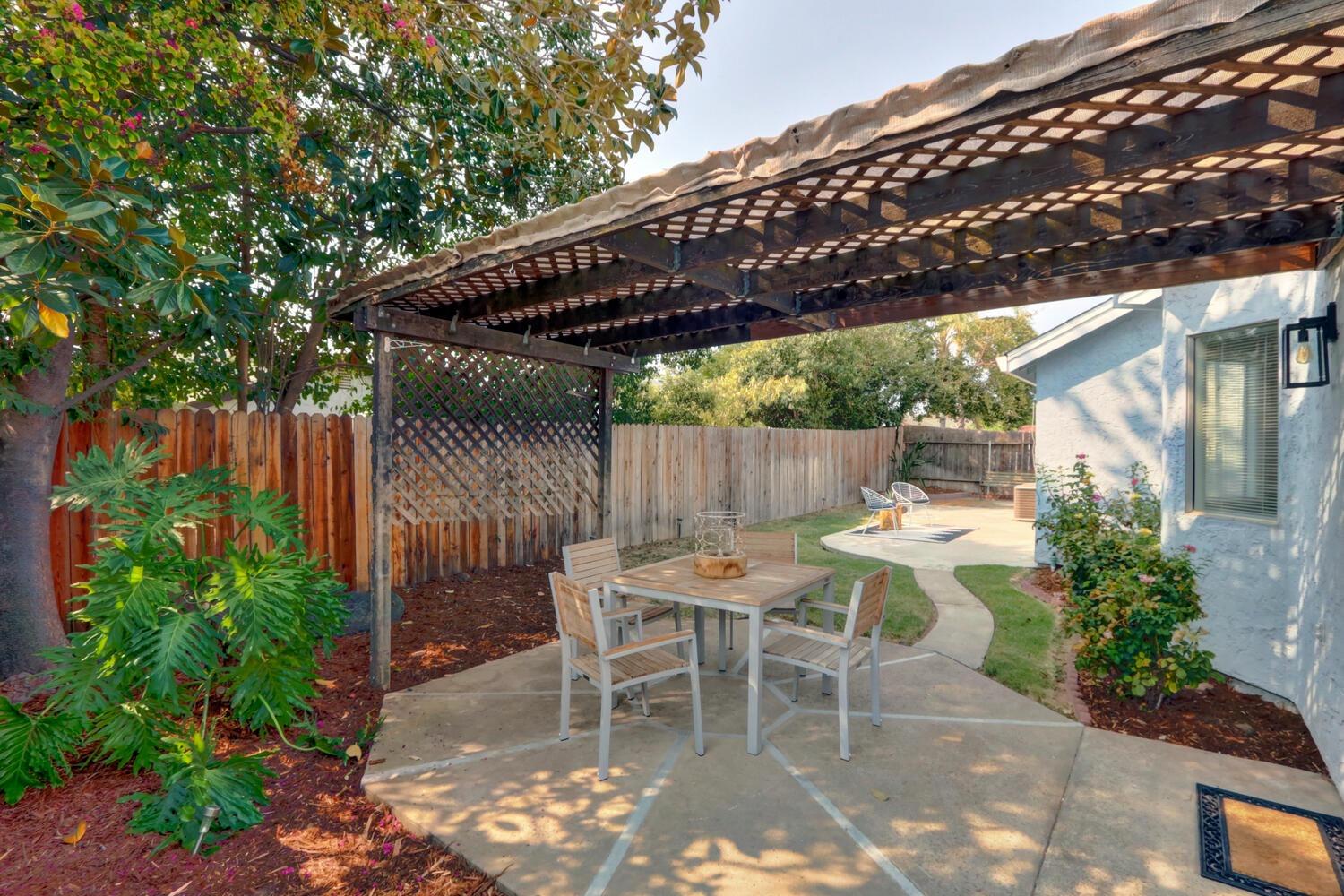 Sold, 3 Bedrooms, 2 Bathrooms, Single Family Home, Citrus Heights, 6116 Sandwood Ct, Citrus Heights, CA 95621-0962, Beth Christensen, Dunnigan Realtors, Top Agent